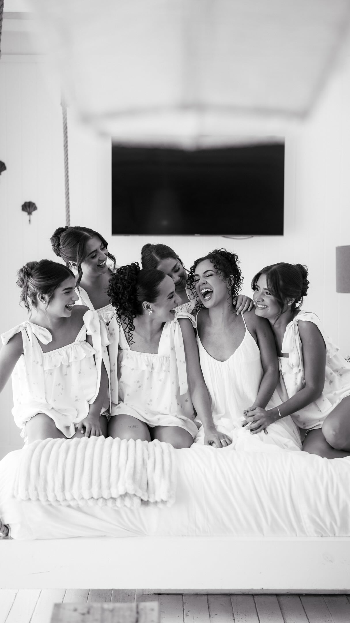 Had way too much fun at Chloe + Elisseo’s wedding. The groomsmen were fun but the bridesmaids were on another level.
The Team
Venue @thecovejervisbay
