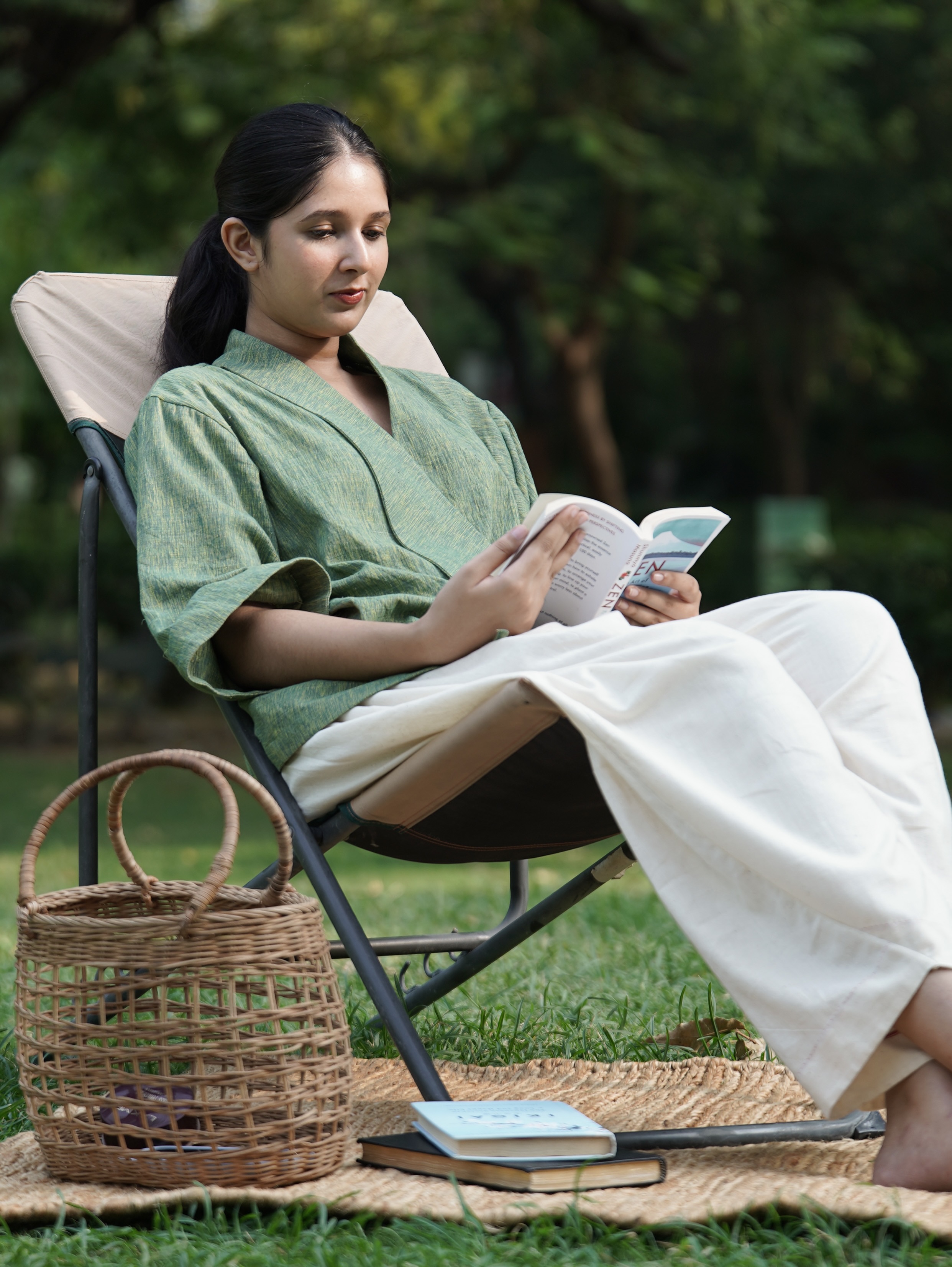 Lightweight khadi, relaxed silhouettes, and comfort that moves effortlessly between moments of rest and everyday living.
Svadha | Shop Now at Khadi Gramodyog Bhawan, Connaught Place, New Delhi
#wellnesswear #khadiwear #everydaykhadi #khadiandwellness #khadi