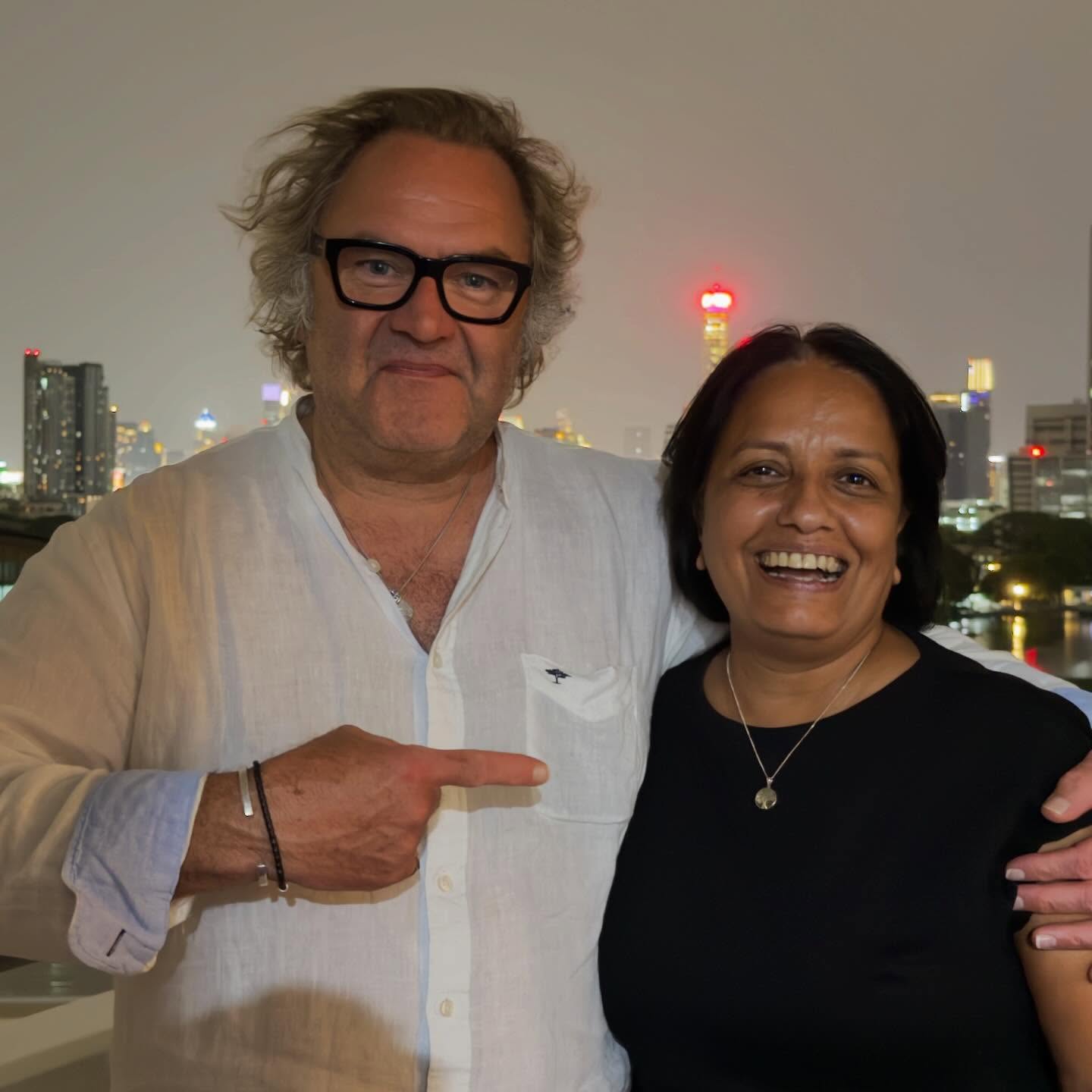 When your client is filming in Bangkok and pops round for a cup of Yorkshire Tea ☕️ @andrewgreenough A pleasure to meet you. Next time make sure I’m not flying off somewhere! #thailand #travelcounsellors