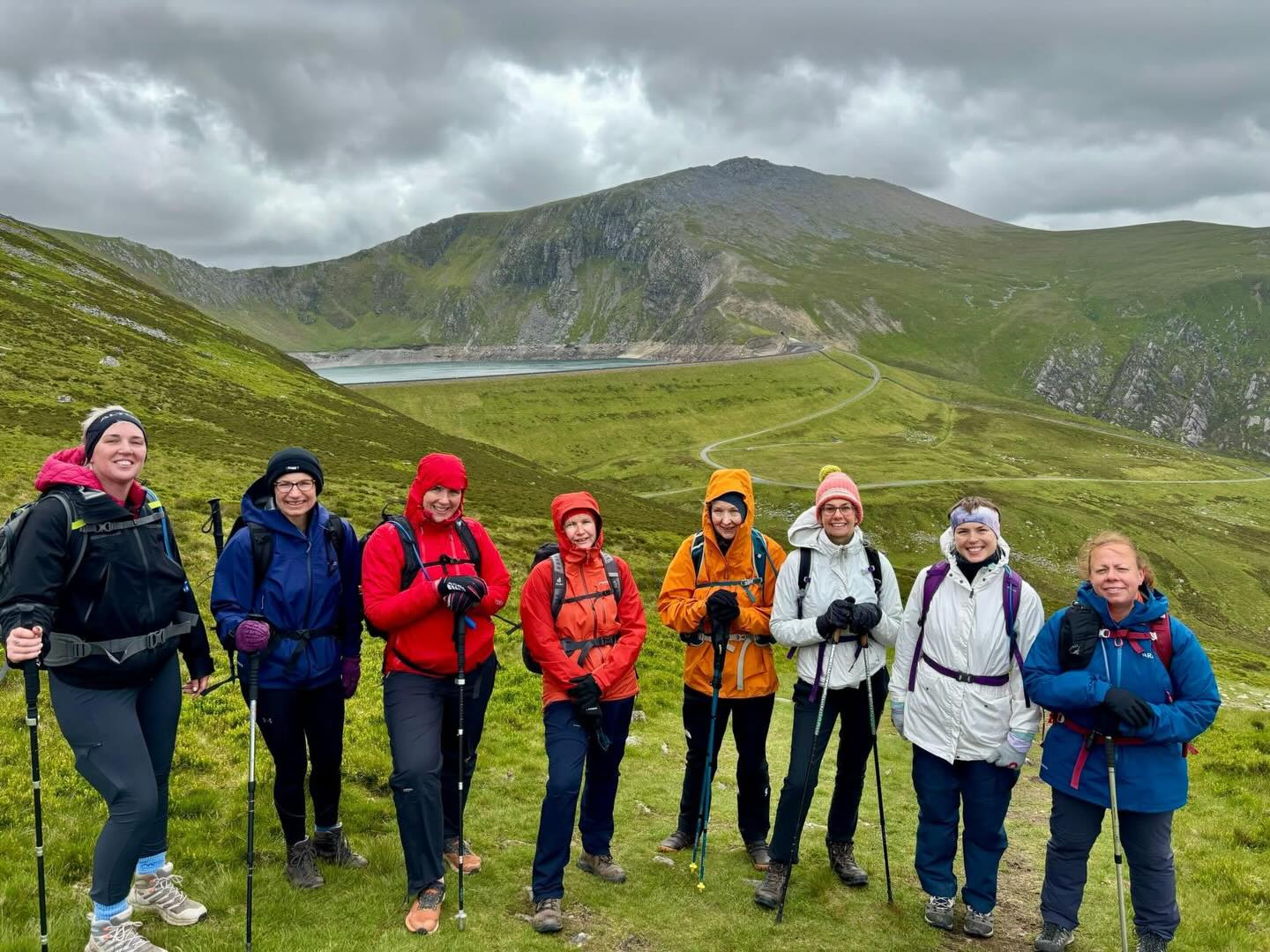 What a fantastic 3 days in the beautiful Eryri National Park! ⛰️
We explored the forests and waterfalls around Betws-y-Coed, spent two incredible days in the mountains taking in Elidir Fawr, and of course stood on the summit of mighty Yr Wyddfa. 💪
A huge thank you to @lodge.dinorwig.hostel for their wonderful accommodation and delicious food throughout the weekend, and an even bigger thank you to @kerry.hikes for hosting such a brilliant trip.
Wales is back for 2027 with an even bigger adventure! We’ll be adding extra days and offering two guided walk options each day, so there’s something for everyone.
Book with a deposit and spread the cost with monthly payments.
https://www.yorkietalkies.co.uk/event-details/june-snowdonia-hiking-week-2027
#YorkieTalkiesOutdoors #Eryri #Snowdonia #GuidedWalking #ᴀᴅᴠᴇɴᴛᴜʀᴇᴀᴡᴀɪᴛs