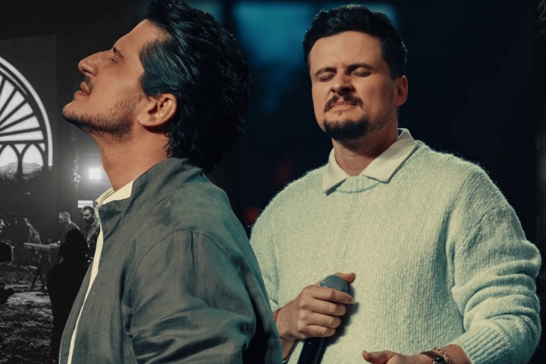 “Foi Por Mim” — a nova canção de André e Felipe que celebra o amor de Jesus, o sacrifício na cruz e a esperança da ressurreição. Uma oração cantada para este tempo de reflexão. Link in Bio #MúsicaGospel #Páscoa #Fé #Redenção #AndréEFelipe
