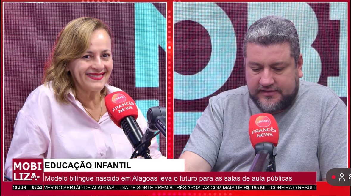 Educação Infantil Bilíngue é notícia na Rádio Francês FM, no programa Francês News, com o jornalista @drailtondiniz.
Quem contou todos os detalhes da metodologia usada nas escolas públicas e privadas brasileiras foi a CEO do @systemicbilingual, Vanessa Tenório.
#assessoriadeimprensa #algomais #systemic #ingles #bilingue