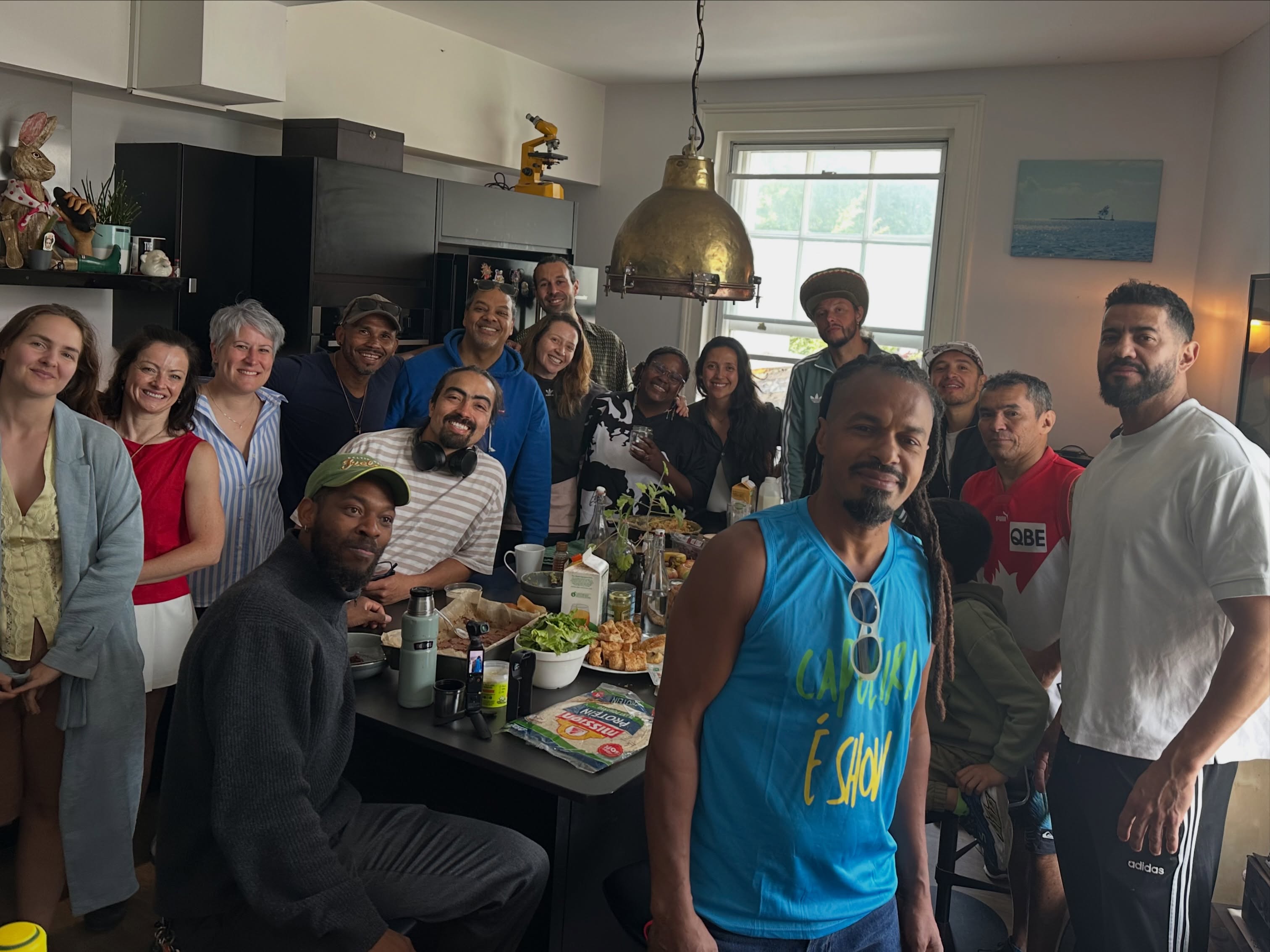 A very special day for @capoeiranativoslondon with amazing people! Thank you for you presence ❤️🔥
Something beautiful is on the make 🌊⛵️🌊⛵️
Sozinho não somos ninguém
#capoeira