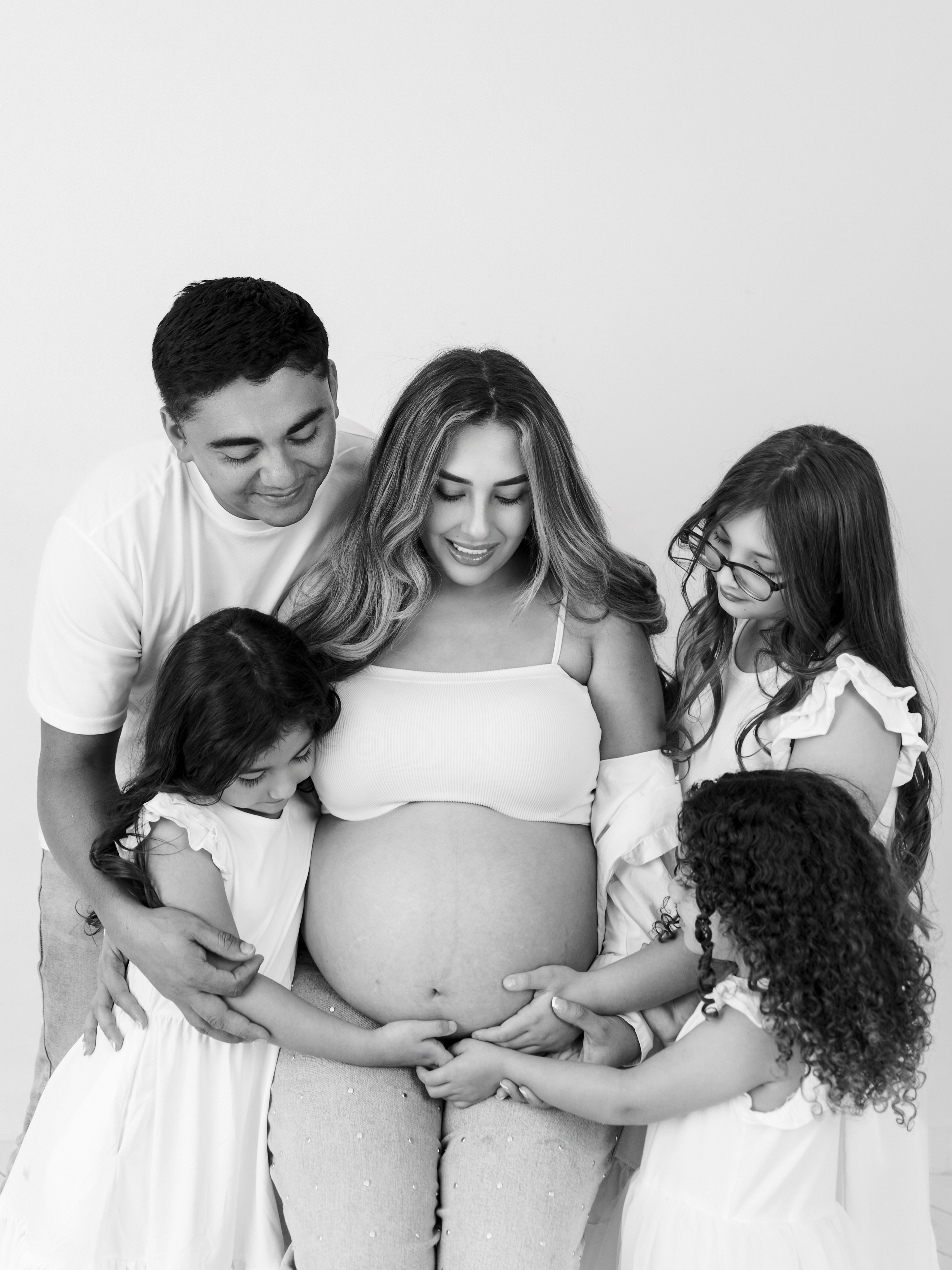 .
Maternity Photography in Studio
More info 346-3282012
#maternityphotoshoot #maternity #maternitysession #maternityphotographer #gabrielavicentephotos