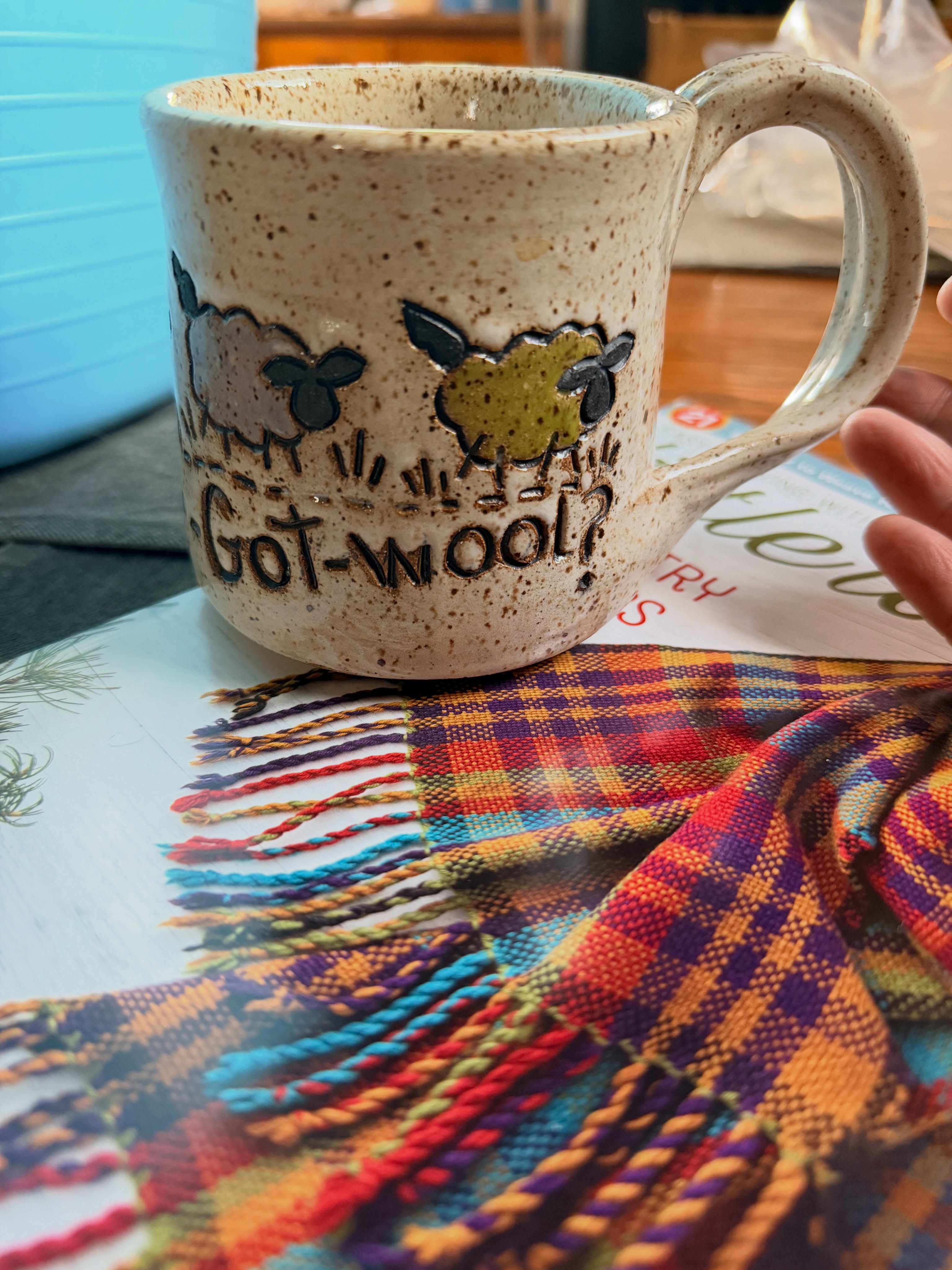 Anyone who knows me…. Knows I’m a sucker for a good coffee cup! Many of my posts have some of my favorites in the background… this maker is NO different… she makes the best natural, well balanced, chunky, large coffee cups (which is everything I look for in a coffee cup!). They have sheep or knitting on them…. TAKE MY MONEY!!
@lechmari is the maker behind these beautiful mugs, she makes many of my other favorites too…. Ring holders, buttons, plant pots, frog lids for jars which hold my flowers so nicely (truly a favorite!)
#pottery #handmademugs #handmadepottery #handmadebuttons #potter