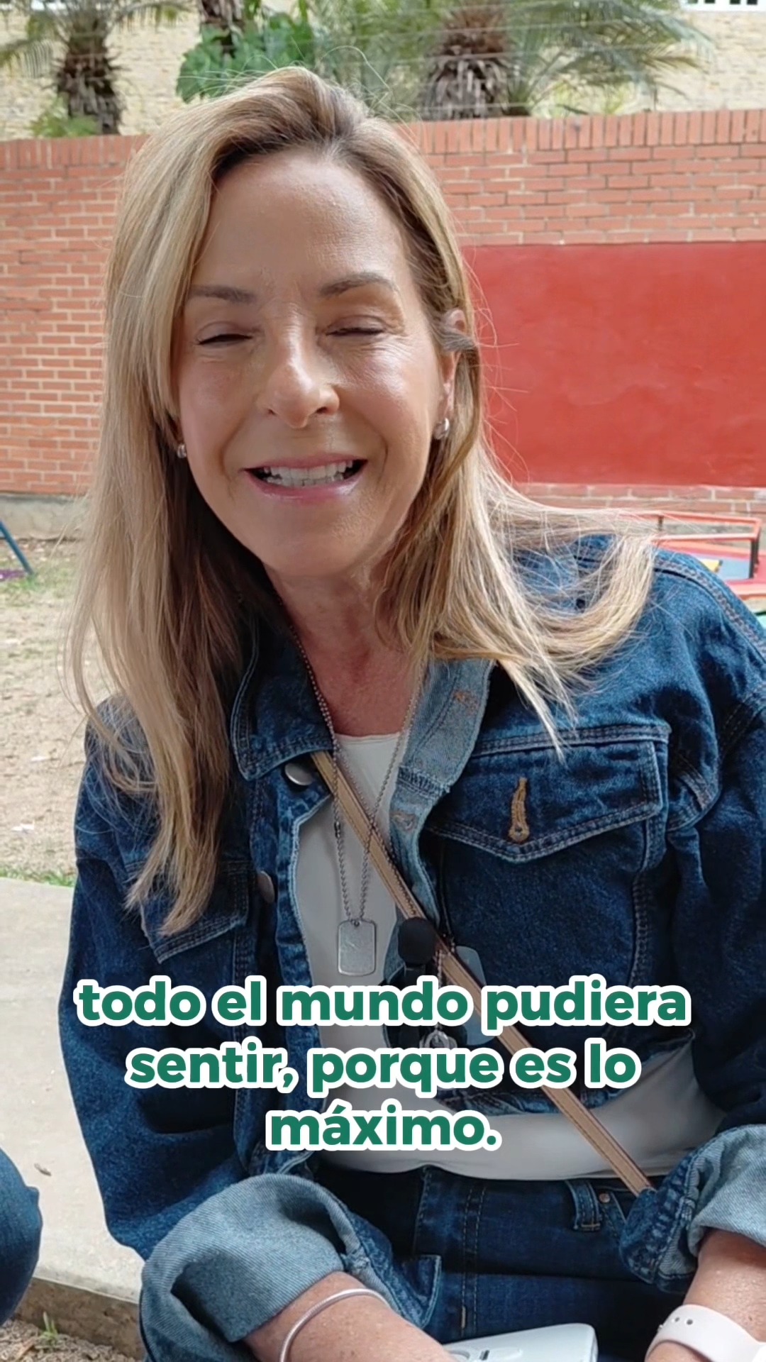 Ver crecer a nuestros niños es un regalo, pero verlos aprender, sonreír y desarrollarse en un entorno que los cuida y los potencia es una tranquilidad inexplicable para toda la familia.
En este video, nuestros queridos abuelitos nos comparten su perspectiva y nos cuentan desde el corazón cómo viven la experiencia de ver a sus nietos crecer en nuestra institución. ¡Prepárate para emocionarte tanto como nosotros! 💙✨
Agenda tu visita y dale a tu familia esa misma tranquilidad. Haz clic en el enlace de nuestra biografía y agenda una cita🚀📲
Teléfonos 📲 0412-9229584 / 0412-42168794