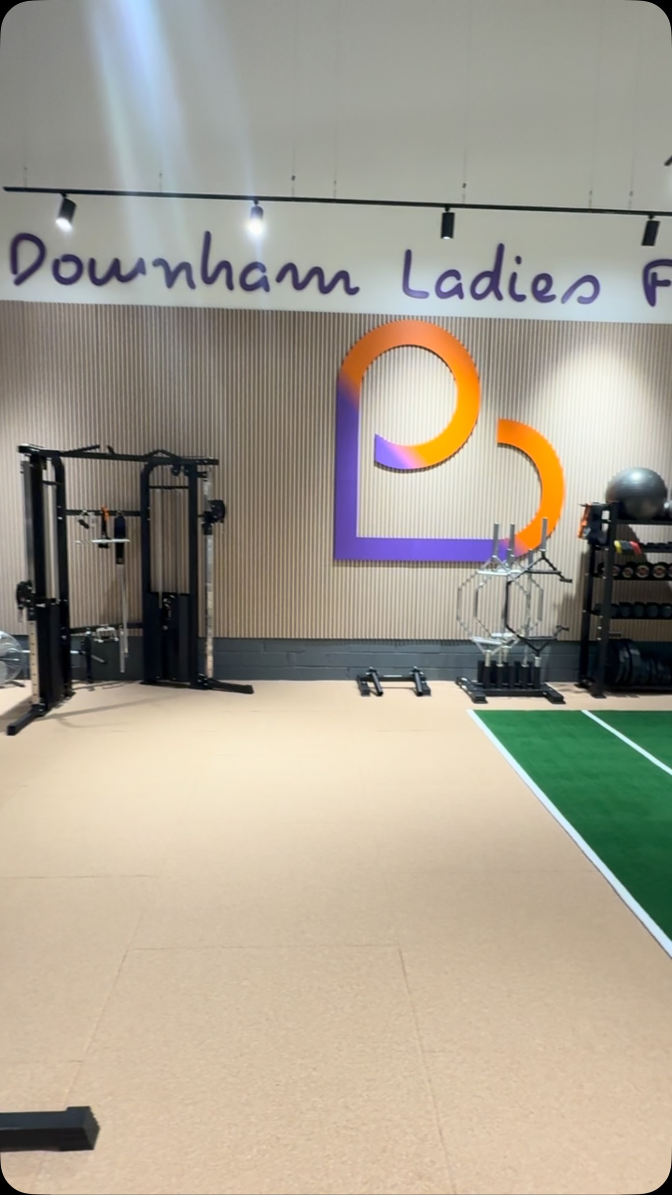 We can’t wait to share our brand new studio with you 💜
🤩 Launching tomorrow!
Join us on Sunday 21st June from 12–2pm at 3 Barton’s Court, Downham Market 🧡
Step inside our incredible new space, meet the team, and discover why so many people choose DLF ✨
#teamdlf #fitnessstudio #personaltrainingstudio #downhammarket #ladiesfitness