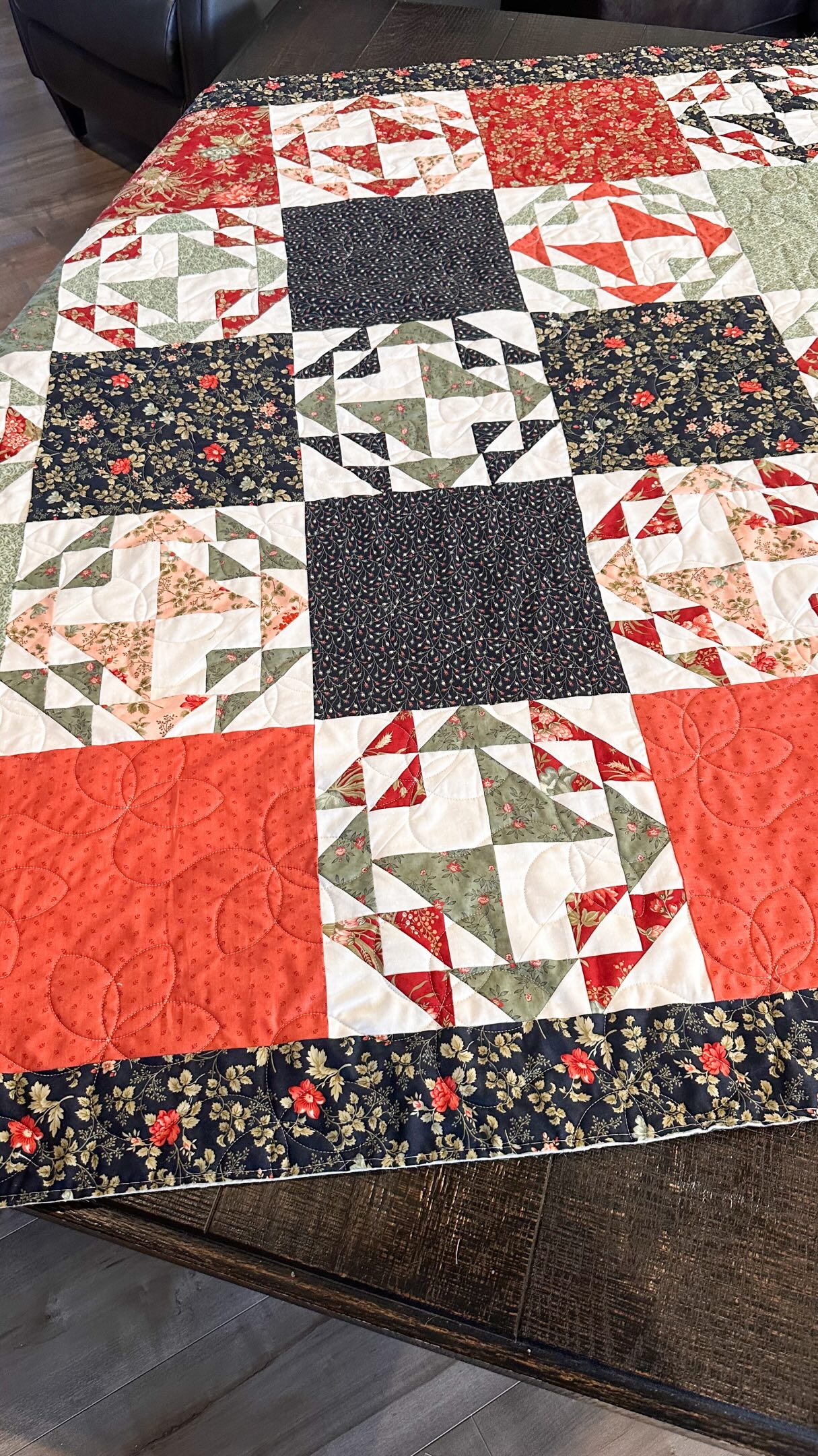 ✨ There’s just something so timeless about classic blocks paired with rich florals and a beautiful edge-to-edge quilting design. This gorgeous quilt was pieced by my talented client, Jeanne, and I had the pleasure of bringing it to life with the Tripplet longarm quilting design. The soft movement of the quilting adds texture and dimension while letting every stunning fabric choice shine. ❤️🪡
One of my favorite parts of longarm quilting is seeing each quilt transformed from a beautiful quilt top into a finished heirloom ready to be loved for years to come. Thank you, Jeanne, for trusting me with your quilt! 🥰
If you’re looking for a professional longarm quilter to finish your treasured quilts, I’d love to help. I offer edge-to-edge quilting, careful attention to detail, and treat every quilt as if it were my own. I welcome both local drop-off clients in St. George, Utah and mail-in quilting clients nationwide.
Save this post for quilting inspiration and follow along for more beautiful quilt finishes, quilting ideas, and behind-the-scenes glimpses from my longarm studio. 🤍♥️🩶🤎
#LongarmQuilting #quiltsofinstagram #EdgeToEdgeQuilting #QuiltingInspiration #StGeorgeUtahQuilter
