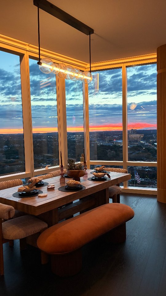 .... AND WE DELIVERTT!!! 🌅
When your dining room doubles as the best seat in the city, you take it up a notch from a view to an experience. Every detail in this space was intentional, from the warm textures, to the barely-there light fixture, to the table setting, all curated to let that view be the star. ✨️
This is what it means to design a home that works with your life, not against it.
How is your sunset looking right now?
Ready for a space that takes your breath away daily? Link in bio. Let's make it happen. 🫶🏾
#VannieParadisDesignStudio #InteriorDesign #BostonInteriorDesign #LuxuryInteriors #ElevatedLiving