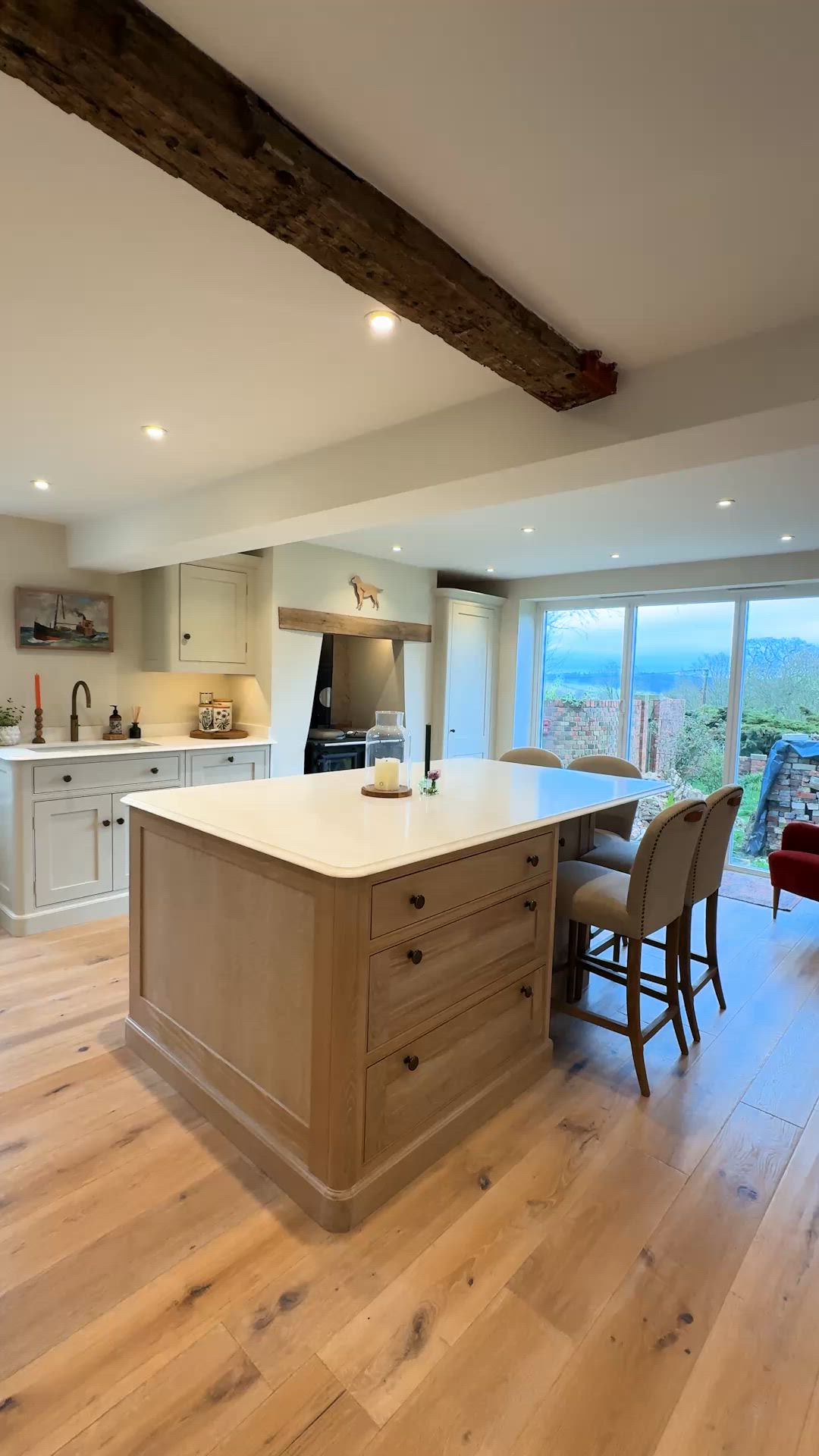 We’ve been designing and building kitchens for many years. Experience matters, but so does the commitment to keep improving with every project we take on. If you're thinking about creating your dream kitchen, we're only one conversation away. #BespokeDesign #KitchenInspo #InteriorDesign #ModernLiving
