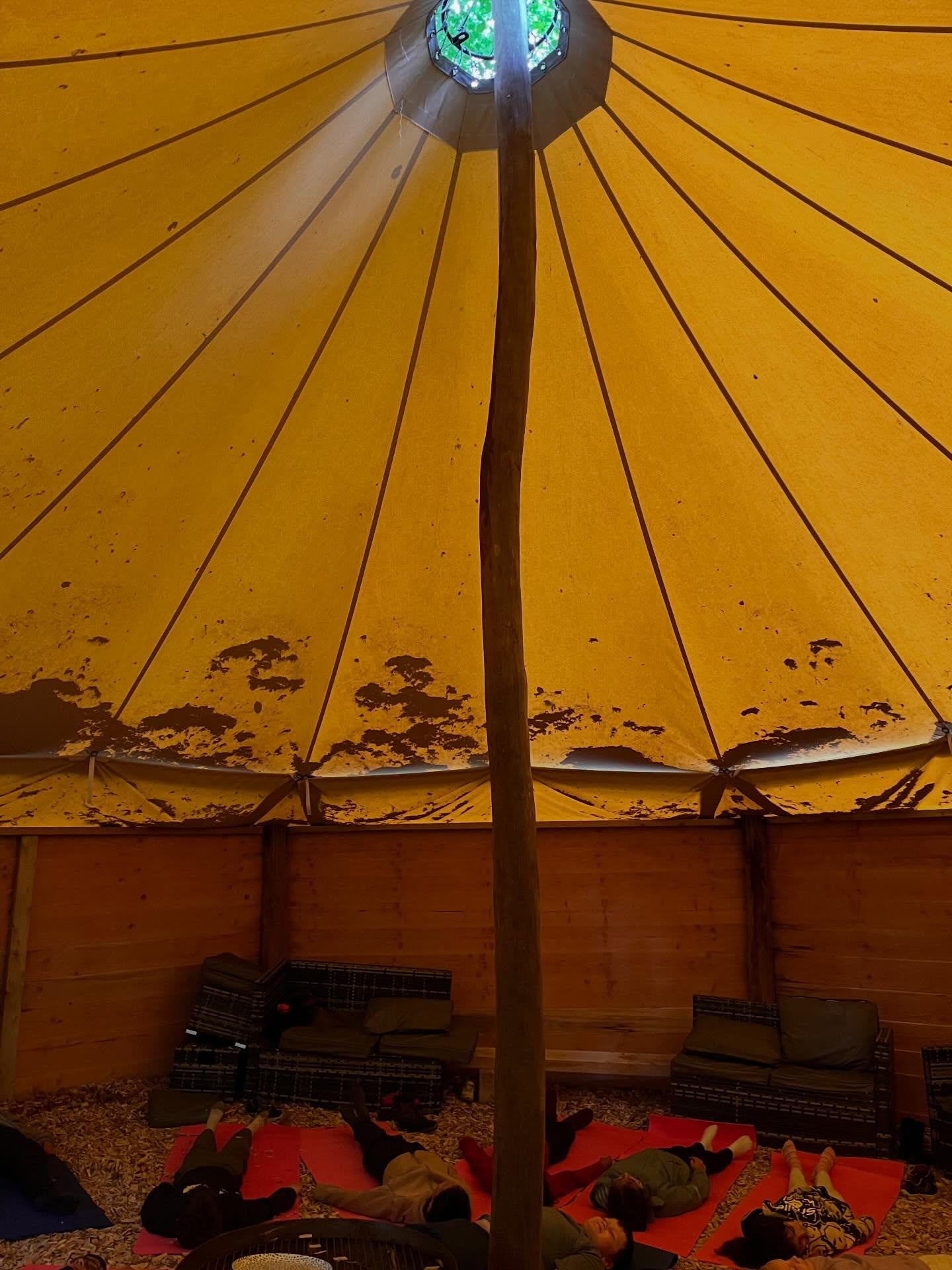 A really busy couple of weeks, both professionally and personally, but filled with experiences that reminded me why movement, nature and connection matter so much.
One of the highlights was working alongside @wilderness_expertise, delivering children’s yoga in an outdoor setting. It was incredible. The rain poured relentlessly, hammering against the canvas shelter above us, but somehow it only added to the experience. Together, we listened to the sounds of nature, felt connected to our surroundings, and found moments of calm and focus through yoga. It was a wonderful reminder that we don’t need perfect conditions to practice mindfulness – sometimes the elements become part of the lesson.
Personally, I also took part in @royalwindsortri. If I’m honest, it was a tough one. I arrived at the start line already feeling exhausted, and the swim was a real challenge as I struggled to find any rhythm. Thankfully, things improved on the bike, and I was able to enjoy the cycle before heading out onto the run.
The run brought an unexpected gift. Along the course, I found a silent companion. We exchanged no words, but for a while we shared the journey, encouraging one another simply through our presence and determination. It was a beautiful example of how two people can form a connection without speaking, united by a shared experience and a common goal.
Whether it’s yoga under canvas in the pouring rain or finding companionship during a challenging race, these moments remind me that growth often happens when we step outside our comfort zones and stay present with the experience.
What experiences have reminded you of the power of connection recently?
#thegrowconcept #wildernessexpertise #connection #triathlon
