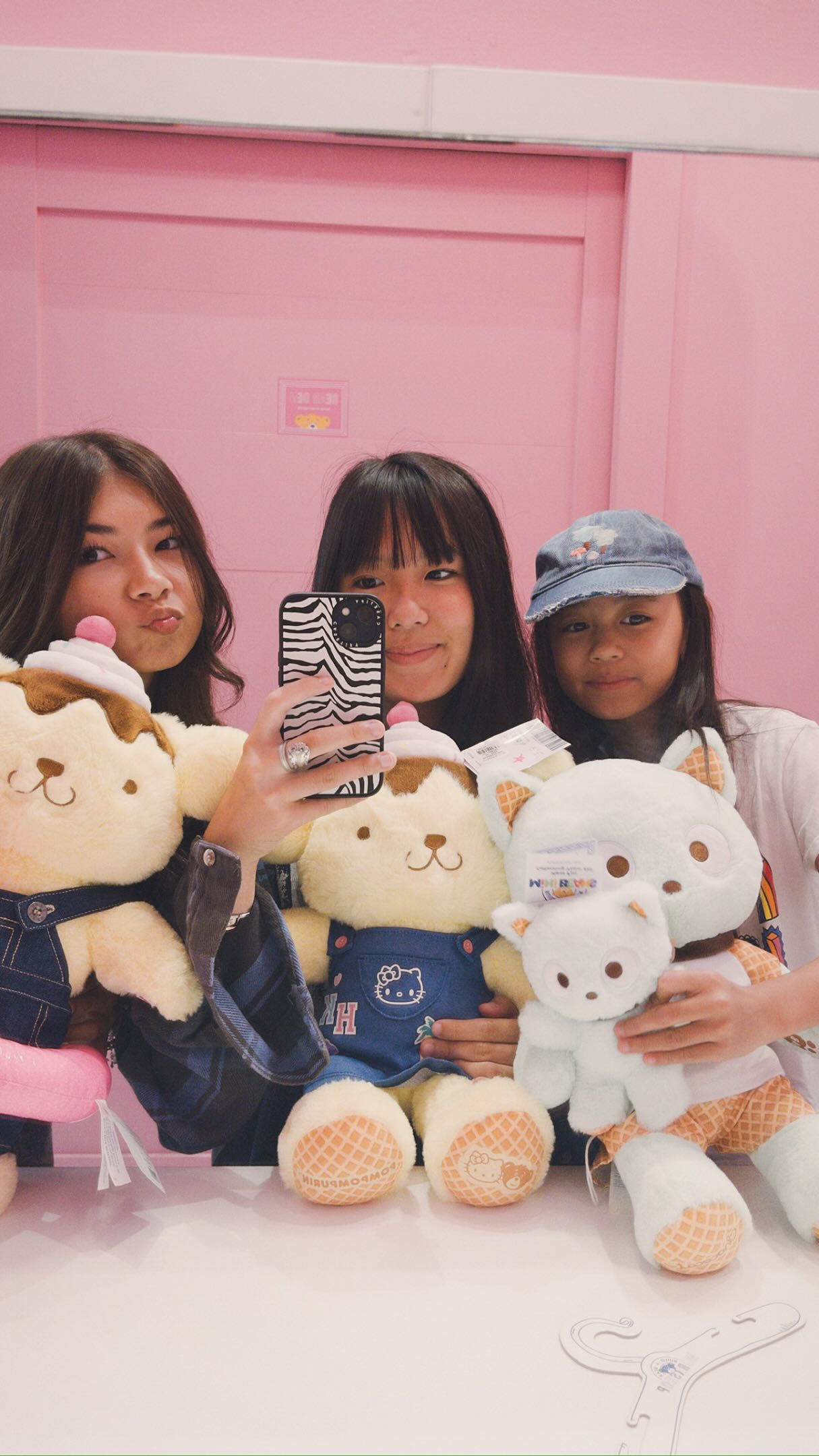 fitcheck with our new @buildabear x @hellokitty and friends ice cream shop collection ! #buildabear @kaicech