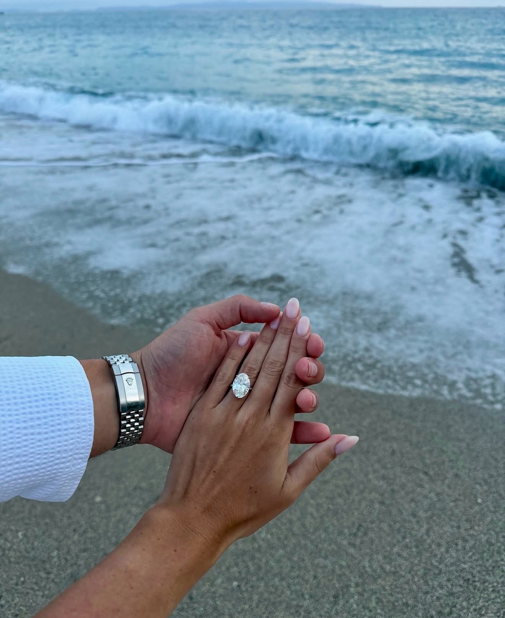 She’s going to be a wife 🥹🤍
Join us in congratulating our Founder, Rebecca, on her engagement!
We are so excited for this special new chapter in her life and couldn’t be happier for her.