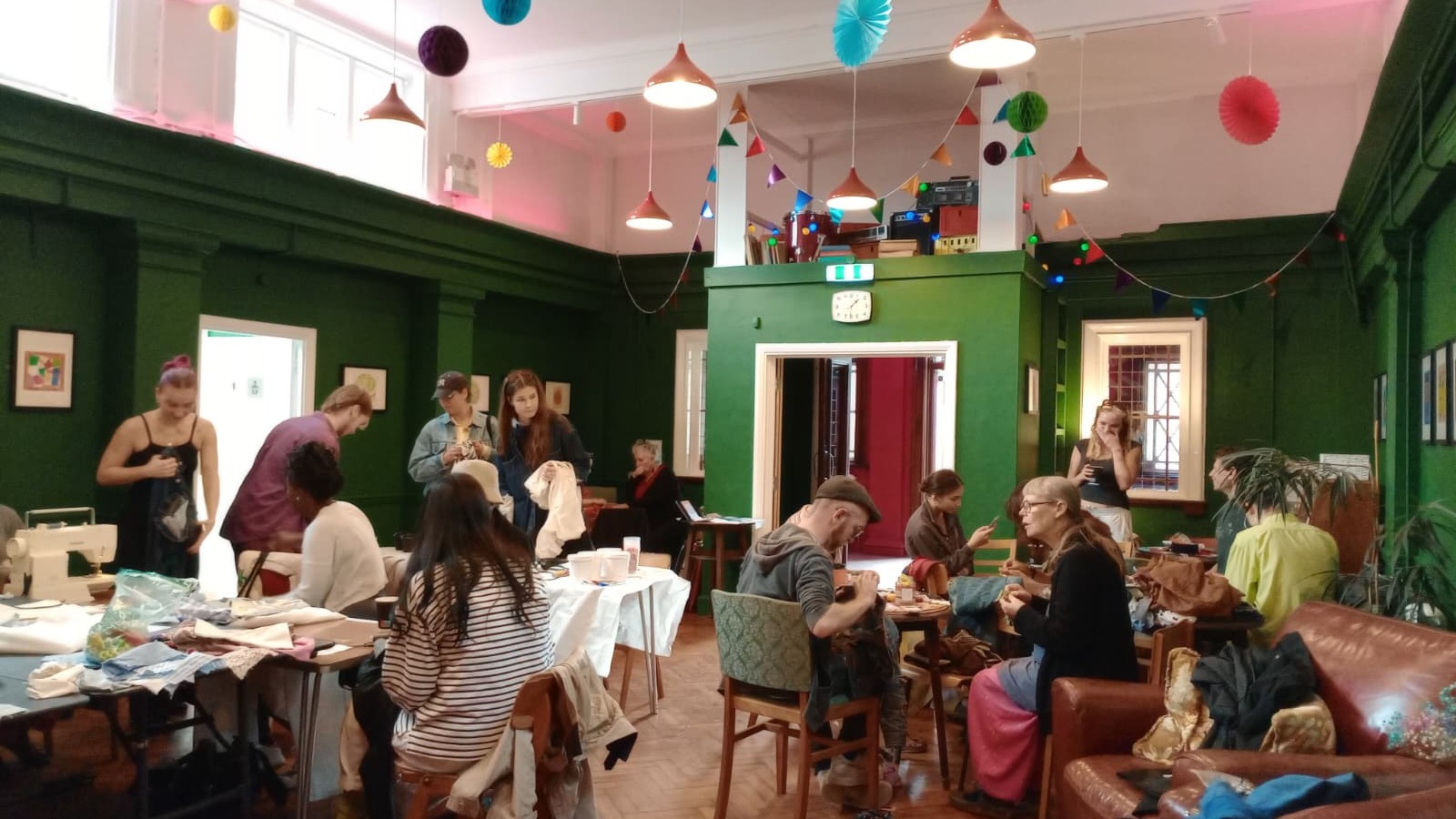 🌍 Hackney Grants for community repair cafes: Applications closing on 5 July 🌿
Not-for-profit groups can apply
for grants up to £1,500 to set up Repair Cafes, where volunteers help residents fix broken items like electricals, bikes and clothing 🛠️
Applications are open close at midday on 5 July
Not-for-profits, including charities, schools, and community groups can apply
Apply now
to build a greener Hackney together! 💚
Check the grant guidance document and complete the application form at hackney.gov.uk/repair-cafe-grant