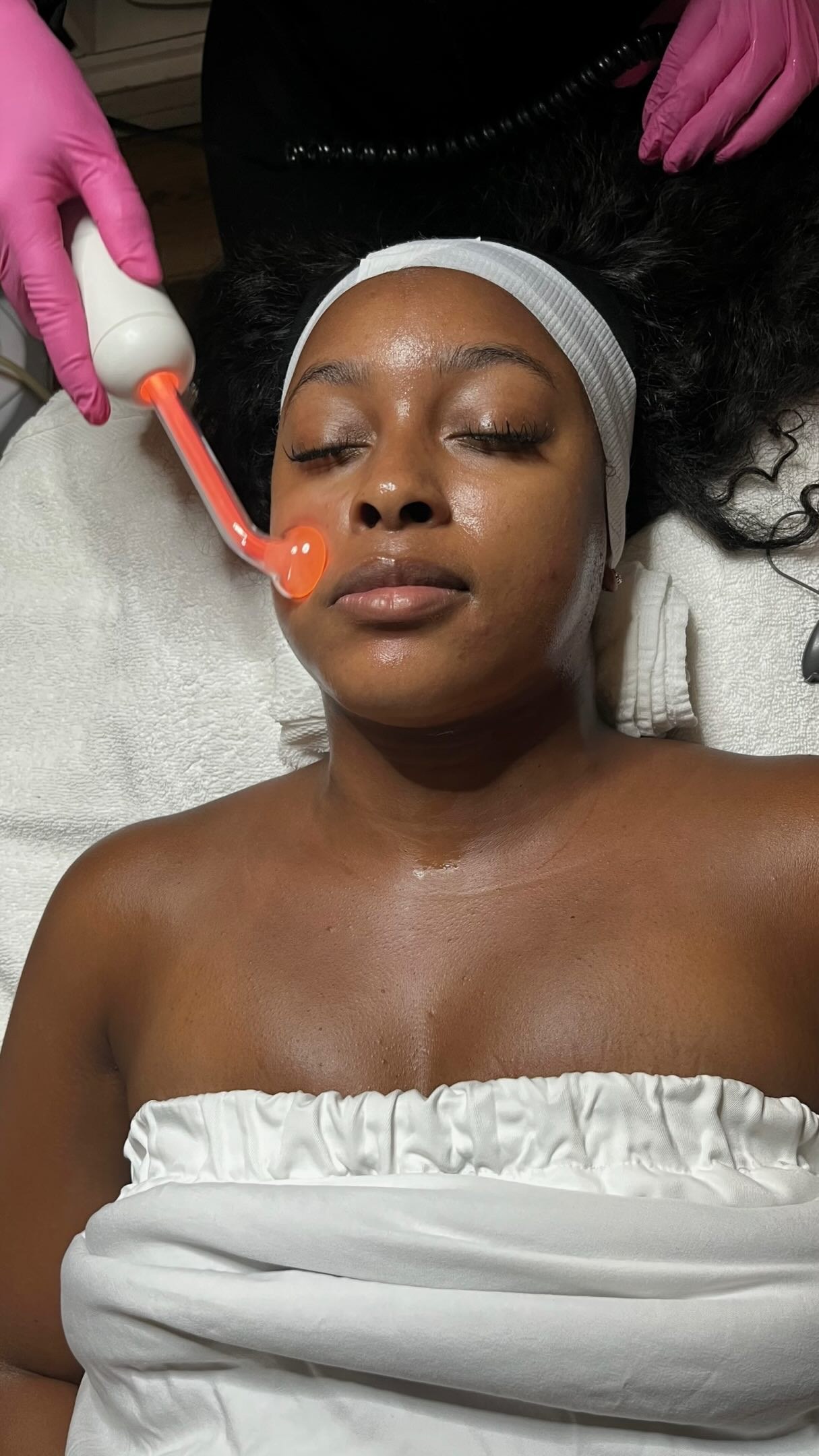 Deep hydration, but make it luxury ✨
This facial is designed to restore moisture, improve skin texture, and leave your skin feeling plump, smooth, and refreshed.
The kind of treatment your skin keeps asking for.
💬 Tell us… what does your skin need right now?
#LuxuryFacial #HydratedSkin #GlowingSkinNYC #MedSpaNYC #SkinGoals