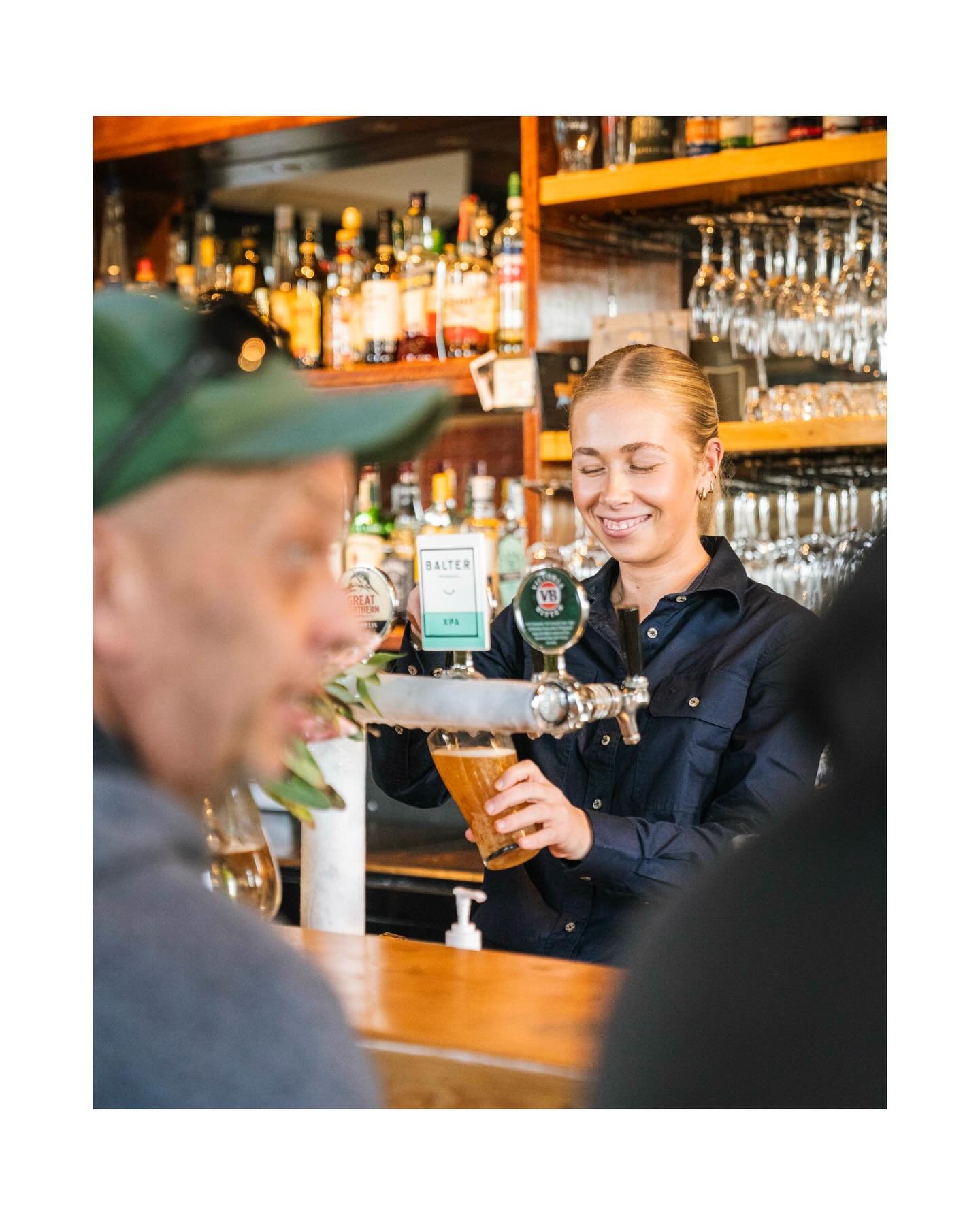 A proper country pub 💪
@thelancefieldhotel is a destination not to be missed, full of fantastic people and some of the best pub grub going around 🤟🍔
It’s always a joy shooting with the crew 📸