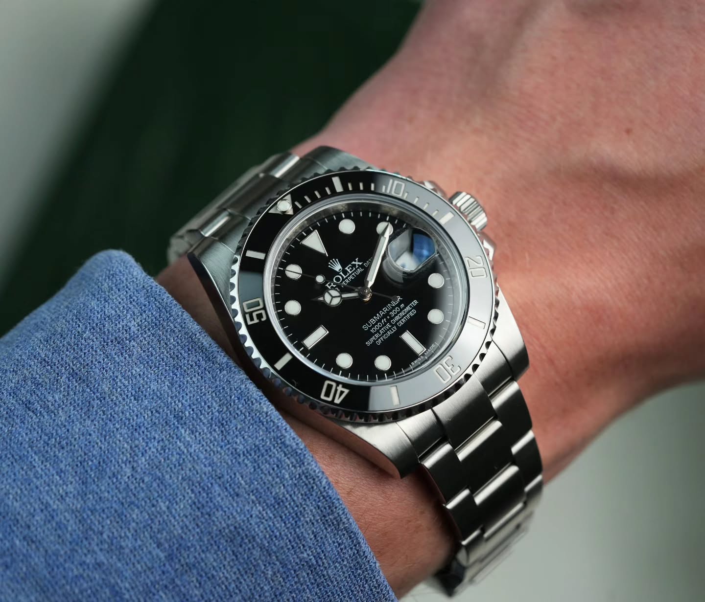 Rolex Submariner 116610LN
⌚️ Full set
⌚️ Year: 2010
⌚️ Rolex service card (2026)
⌚️ Diameter: 40mm
⌚️ Cerachrom bezel
#Rolex #Submariner #watch