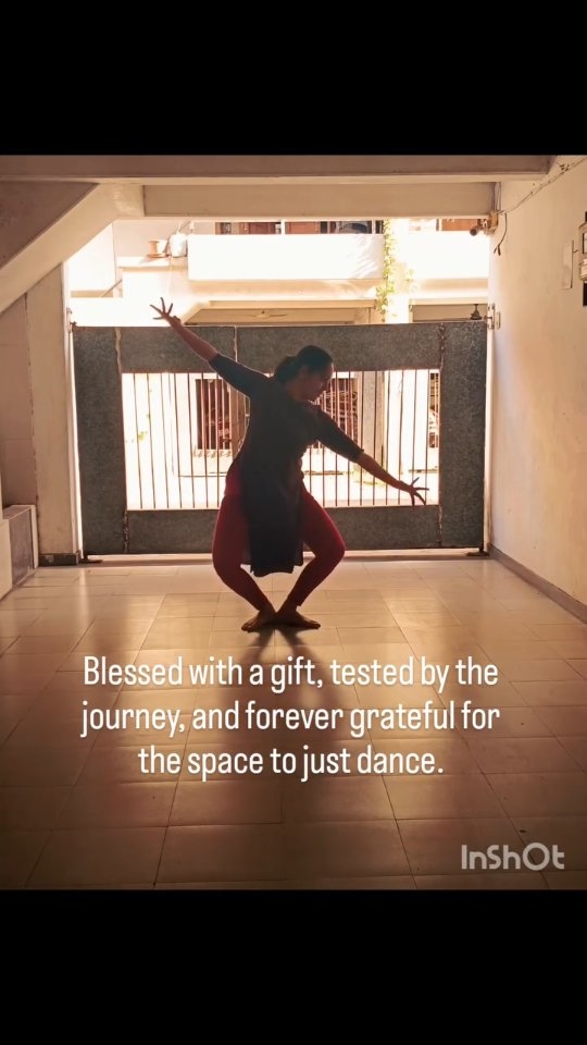 My dance journey was never a smooth floor, but I am deeply grateful for the gift. I choose to celebrate every single step and honor what I have built.
#bharatanatyam #SangiTharanga Dance and Music School Surat #dance