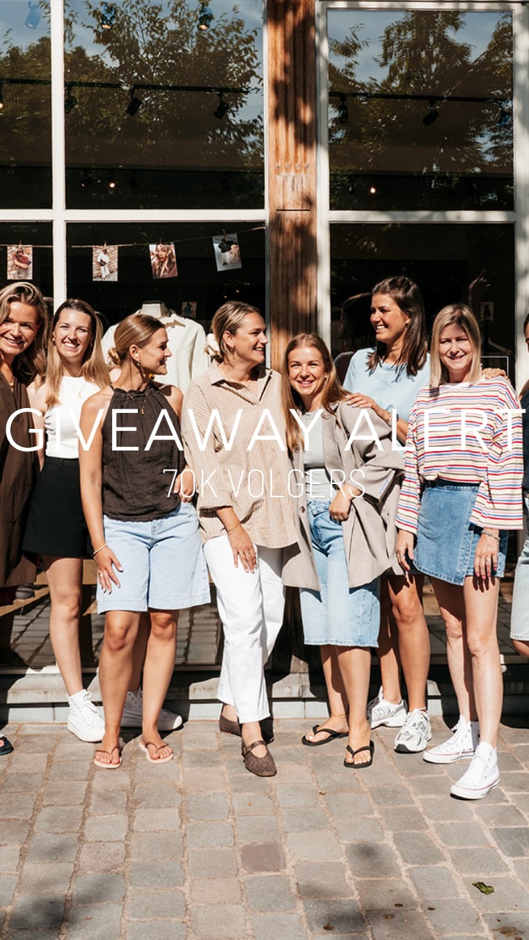 GIVEAWAY ALERT 💓70K
Wij hebben 70.000 redenen om iets terug te doen voor jullie! Mega bedankt voor jullie support en love! Het is dus tijd voor een MEGA giveaway 🙌🏼
Wij geven 5 Julia cadeaubonnen van €100 weg! 🍬
Hoe maak je kans?
1. Volg @juliabybbcom
2. Like & share deze post op jouw eigen Instagram
3. Tag jouw besties! (Elke tag is een extra kans)
SUCCES!! 🩷🩷
De winnaars worden bekendgemaakt op vrijdag 26 juni om 10:00h!
Let’s celebrate 70k 🌞🌞
#juliabybb #giveaway #celebrate #likeandshare #webshop