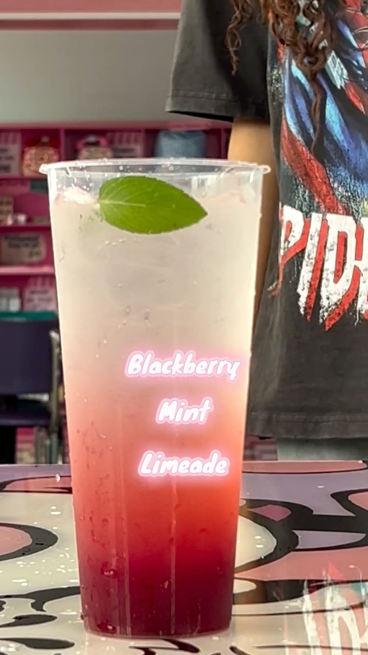 Wanna sneak peek of our summer menu?🤫🫐🧋