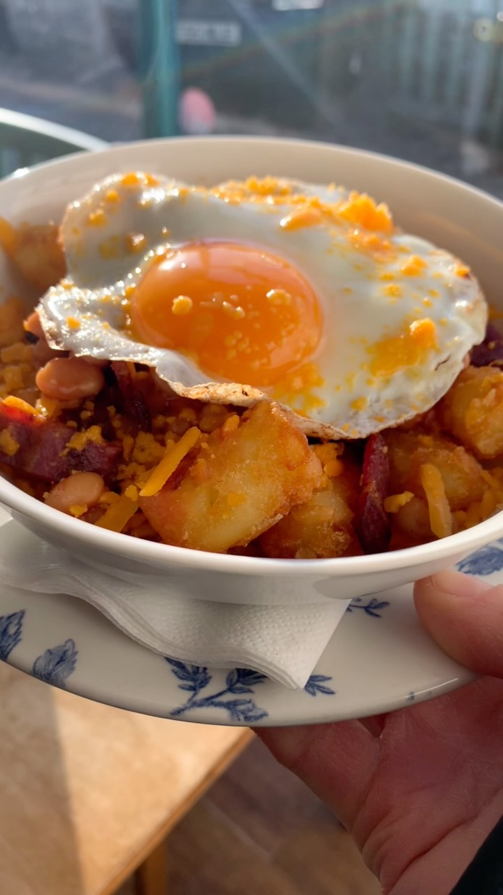 Dad deserves a proper breakfast… this Father’s Day!
Sometimes, the best way to say “thanks” is with a plate full of the good stuff. 🍳
Forget the socks and the novelty mugs—this Father’s Day, treat Dad to the breakfast he actually deserves. We’re serving up proper Yorkshire portions, crispy bacon, local sausages, and perfectly runny eggs right here at Tea Time Café.
Because everything is better when you’re tucking into a proper breakfast together.
Tag a Dad that deserves this! 👇
#yorkshireeats #properbreakfast #thirsk #fathersday