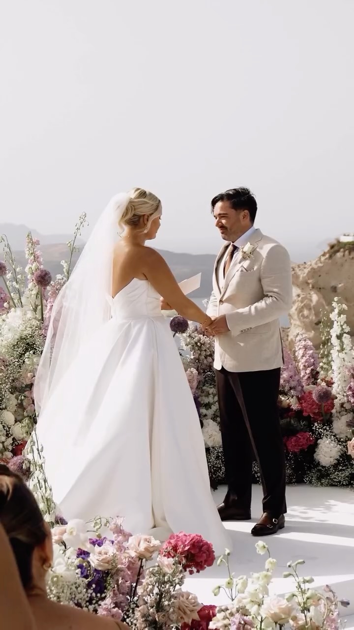 Creating moments. Designing atmospheres. Telling stories without words.
That is what Sublime Wedding do and we truly value the experience and memories our couples take with them long after their wedding day. 🤍
#EditorialWedding
#WeddingDesigner
#LuxuryWedding
#WeddingPlanningGreece
#DestinationWeddingGreece
