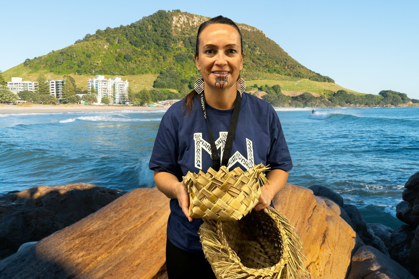 "Whiria te tangata” – Weave the people together
Try raranga with Sandie Hine and learn the basics of traditional Māori weaving using harakeke (flax). Create your own piece to take home while enjoying a welcoming, hands-on experience.
📍 Raranga Whetū
📍 Saturday 4 July, 10.30am – 12.30pm
📍 Te Ao Mārama - Tauranga Library, 21 Devonport Road, Tauranga
For more info see 'Whats On' at mymatariki.co.nz
#Matariki2026 #TeTaurangaoNgāWaka #MyMatariki #TaurangaMoana #WesternBay #MatarikiCelebration #WhakapapaToTheStars #Ururangi #MatarikiHerengaWaka