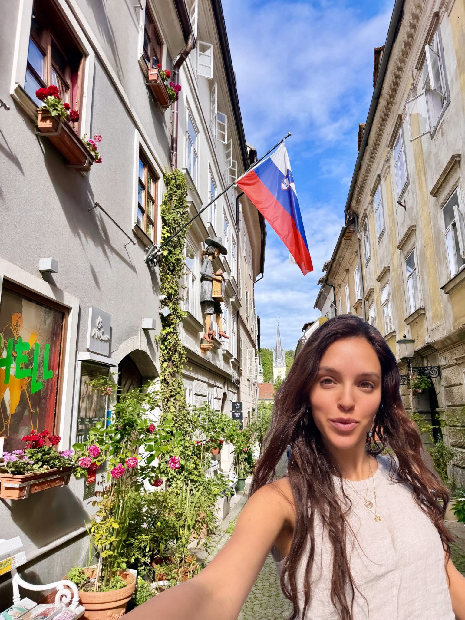 This may be my favorite street in Ljubljana… and it’s Jewish. 🇸🇮✡️ I peeped a small menorah in one window, and looked up to see exquisite stained glass windows of a synagogue hidden behind shutters and locked doors — and realized I was staring at the center of Jewish life in the Slovenian capital. The population was decimated by the Holocaust, wiping out 90%, but the tiny community endures… as Jews do across time and space. Oh how I love finding my tribe in unexpected corners of the globe.