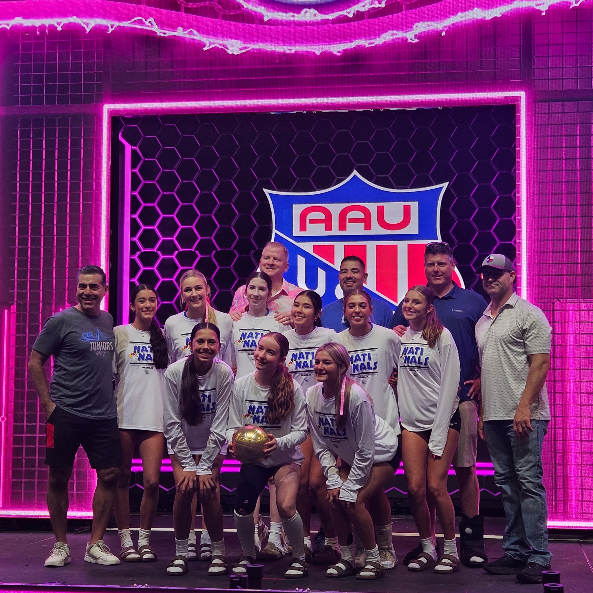 14 Mizuno is 6-0 through day 2 of the AAU National Championships! Keep it rolling ladies!!