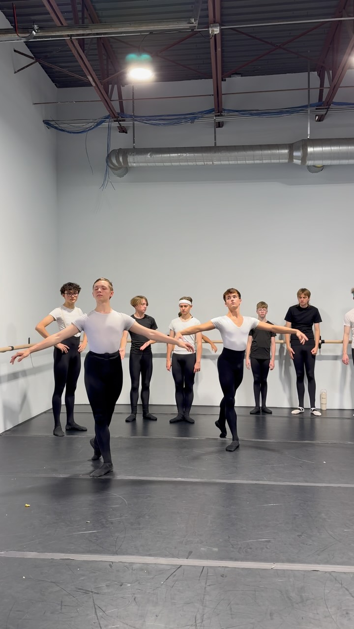 Working on tours in Artistic Director Bryce Lee’s class 🌪️💪 #themaledanceconnection #maledancer #ballet #balletclass