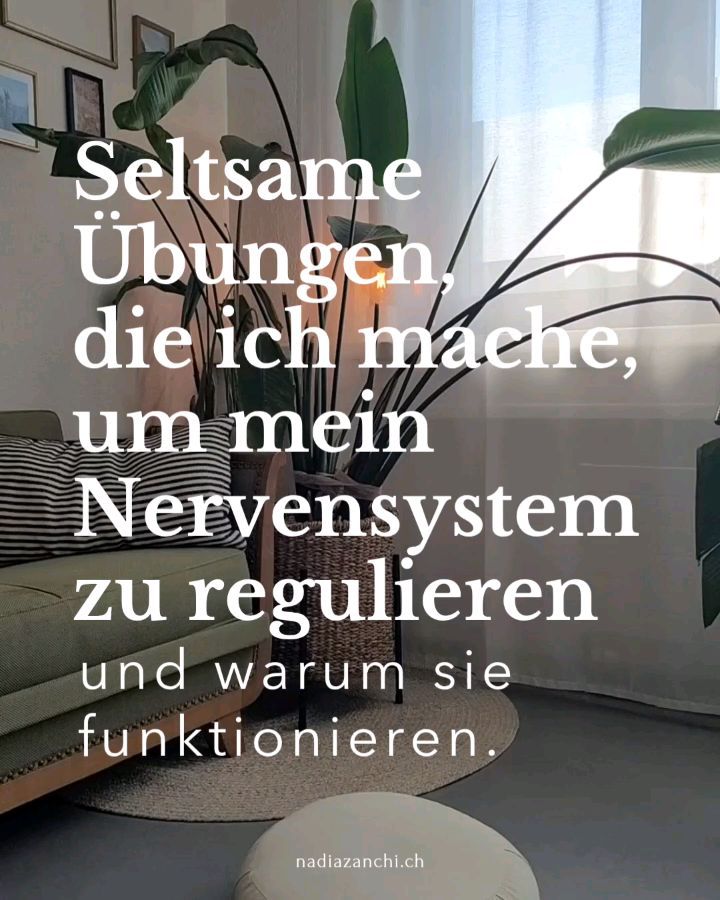 Manchmal sieht Regulation seltsam aus. Aber oft fühlt es sich gut an, während oder nachdem man es gemacht hat.
Gewisse Dinge tun wir intuitiv, wie das Summen, wenn wir Kinder in den Schlaf wiegen oder auch rhytmisch klopfende oder wippende Bewegungen, wenn wir innerlich unruhig sind.
Für diese Übungen brauchst du einzig deinen Körper und falls es sich für dich besser anfühlt: Ein ungestörtes Plätzchen.
Welche dieser Übungen kennst du schon, um das Nervensystem zu regulieren? Oder kennst du vielleicht noch andere, die dir dabei helfen, wieder mehr Sicherheit, Ruhe und Verbindung zu spüren?
Tell me more👇
#nervensystemstärken
#resilienz
#regulation
#somatics