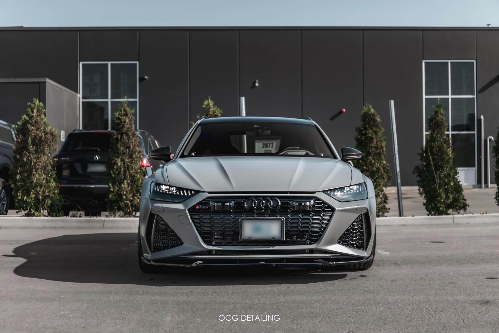 It is hard to believe this is a family wagon. The C8 RS6 carries one of the most aggressive front profiles on the road today.
Service: Basic In & Out + Full Coverage Matte Paint Protection Film Installation
#ocg | #audi | #rs6 | #autodetailing | #ppf | @audi | @audi_tn