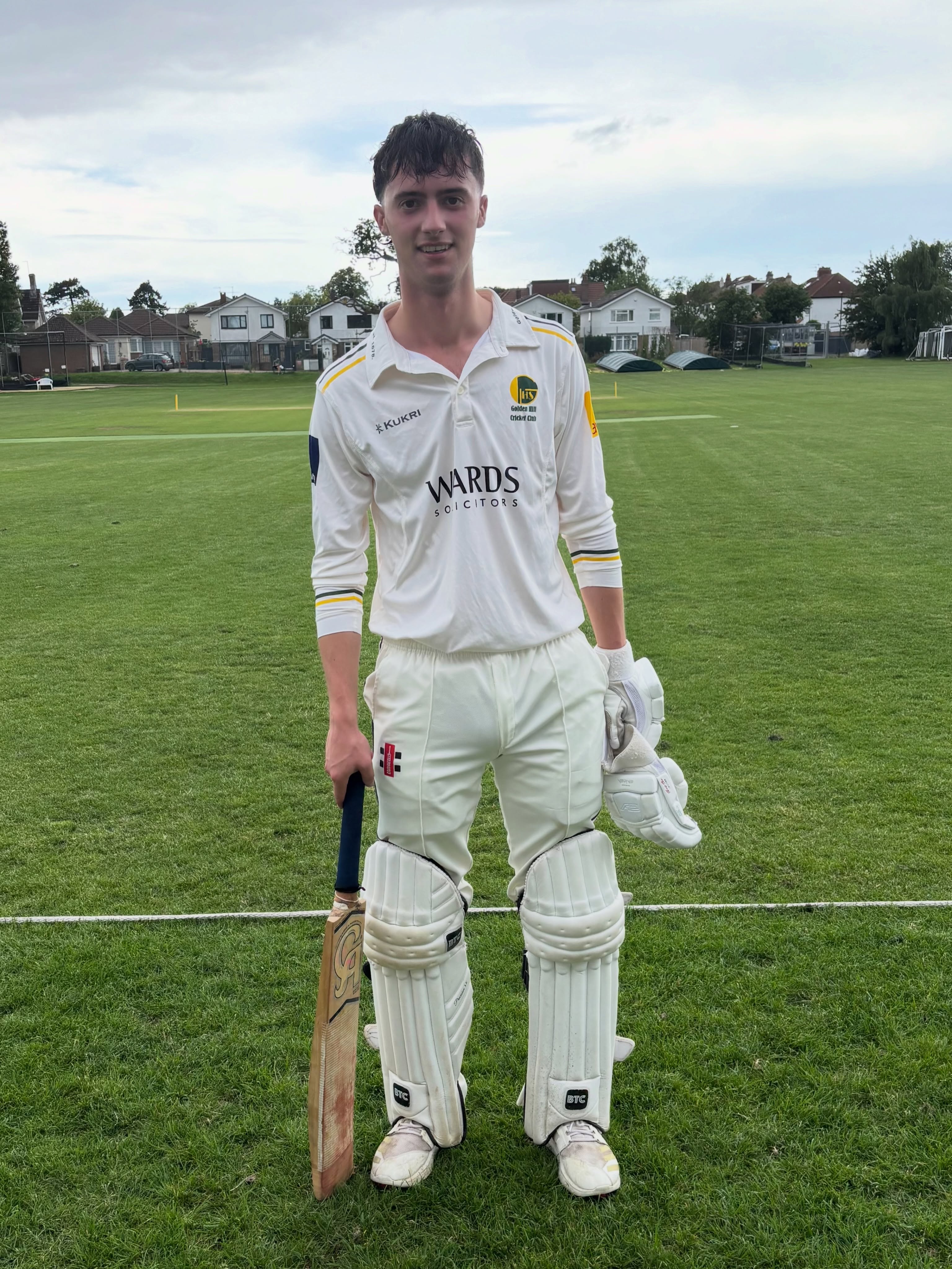 Marcus Allan with 102* for the 3rd XI against St Mary Redcliffe 1st XI! 💥 Leaving the away team chasing 232 off 40 overs 🏏