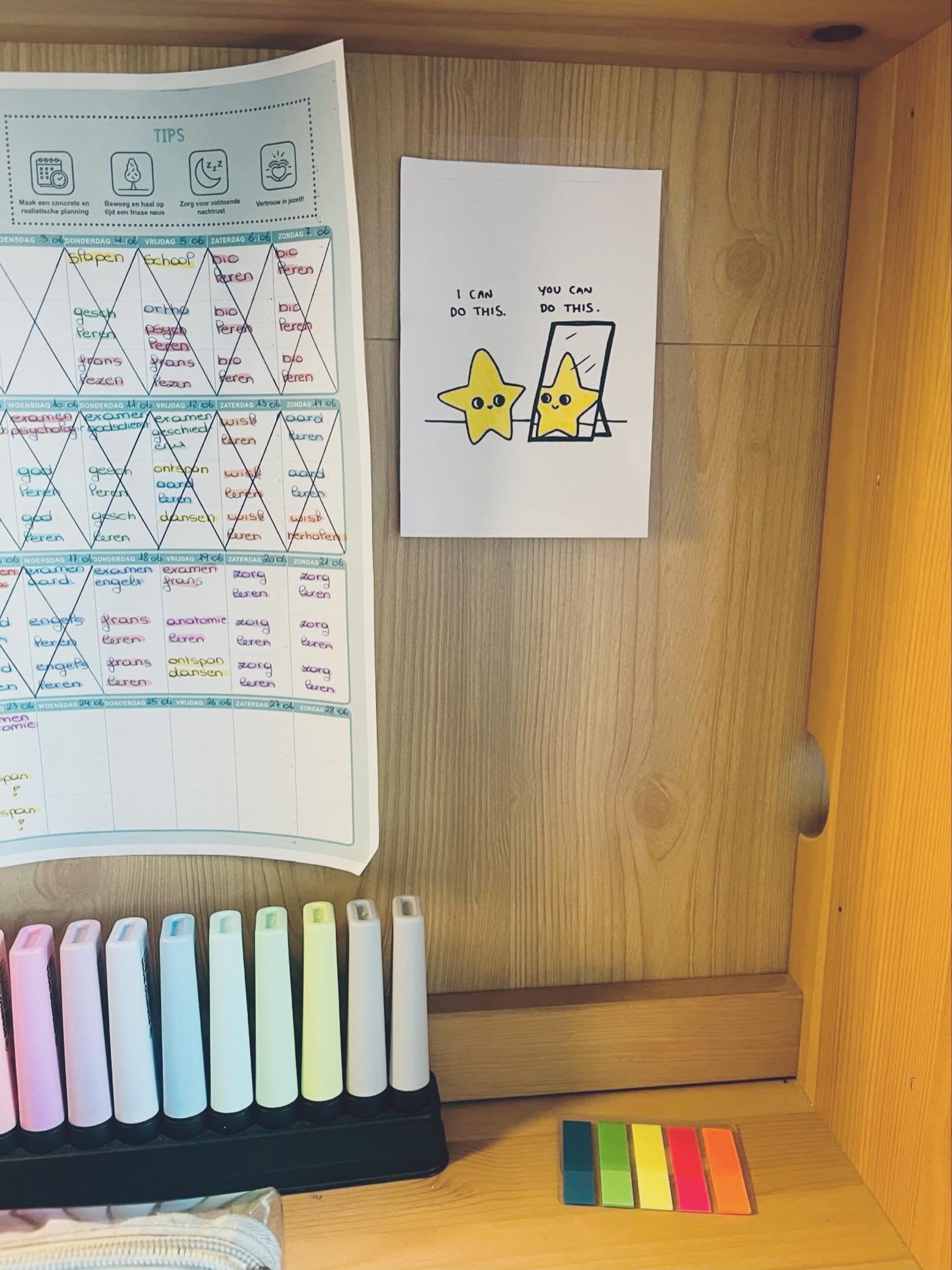 Als een leerkracht jou een motivatiekaartje geeft, en dat jou op moeilijke momenten helpt. ๐ Wat een mooie planning ook! ๐๐ป
Succes aan al onze leerlingen met examens! ๐ง
#sai #examens #kleingebaar #weduimen #youcandothis