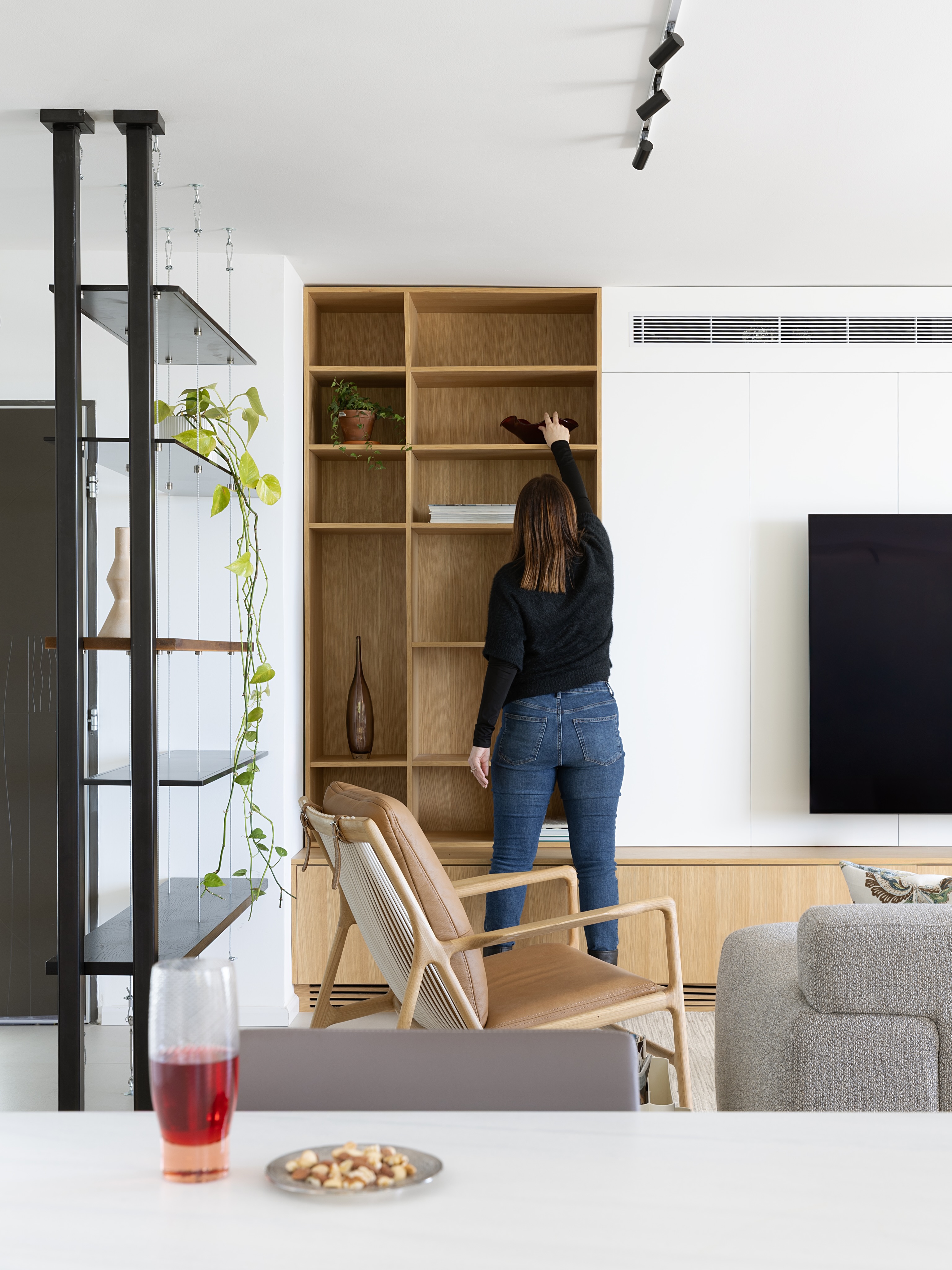 צילומים לבית בכרמי יוסף | הסלון | עיצוב: @tal.guy.homedesign
#עיצובפניםוהוםסטיילינג #עיצובפניםואדריכלות #prideday_ii #צילוםאדריכלות #צילוםעיצובפנים