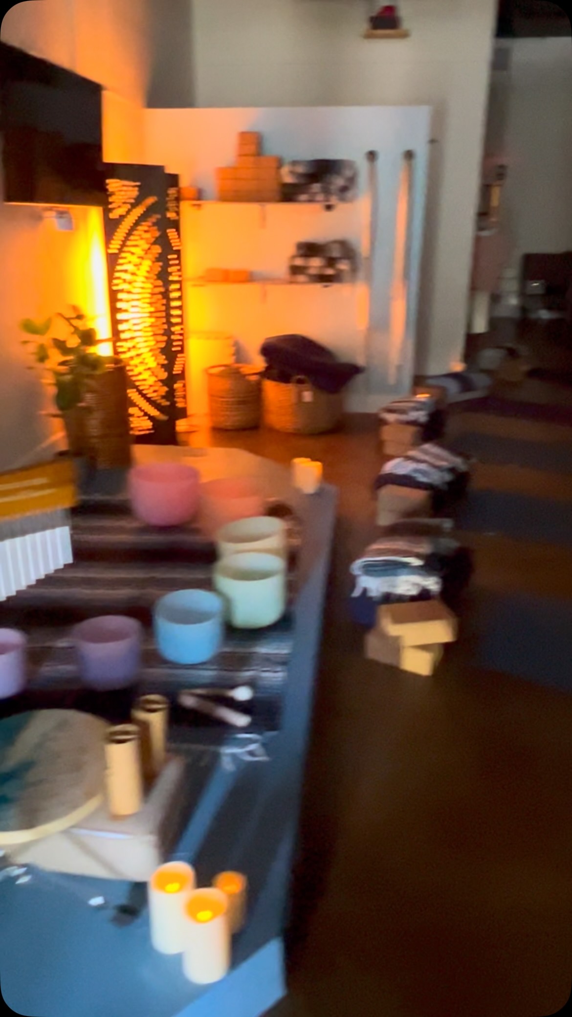 Reiki + Restore 🤲💜🤲 Full class today with 10 beautiful souls 🥰 Join us for the next one and feel more relaxed, peaceful, calm. 🫶🏻🌸