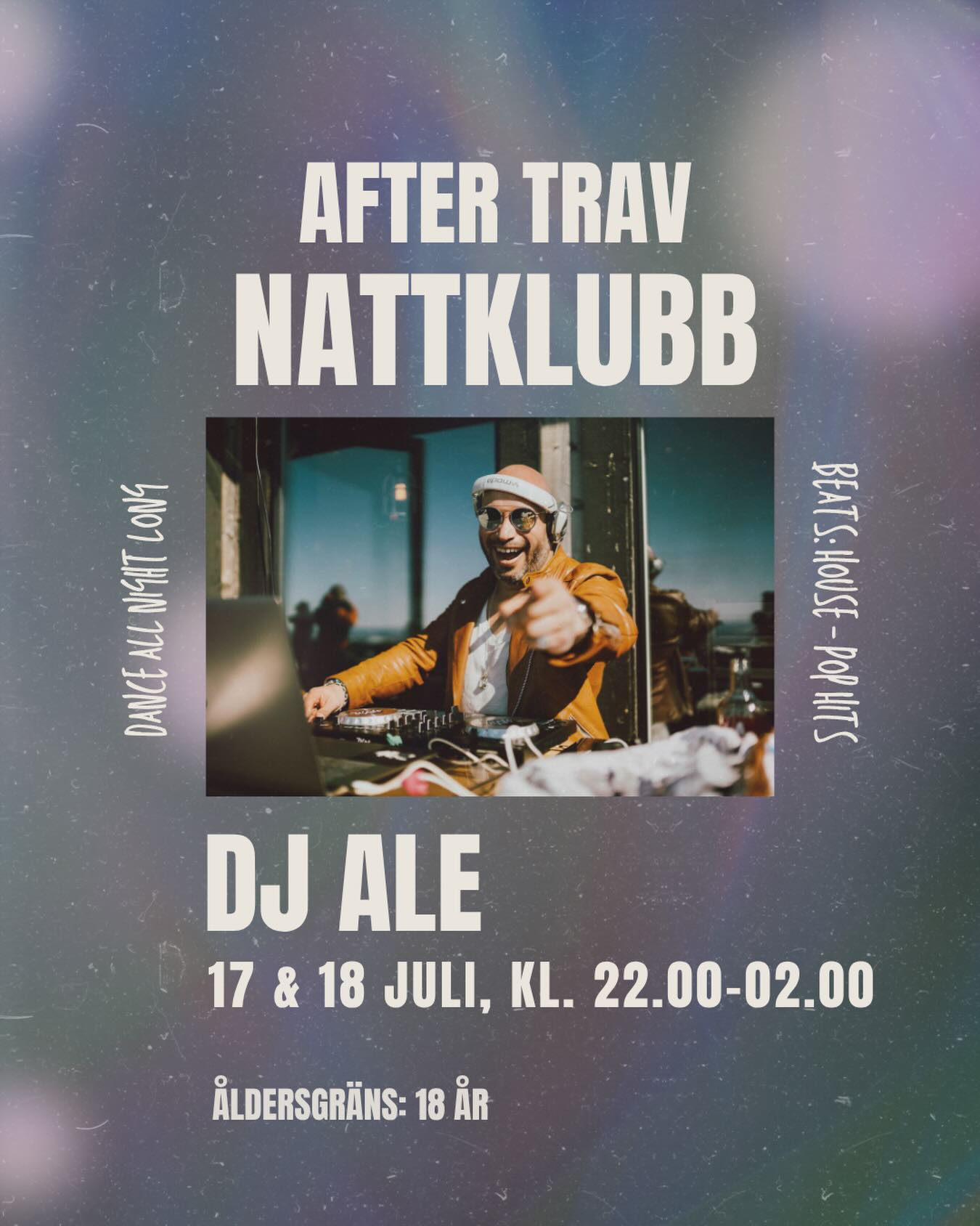Trav på dagen, fest på kvällen 🎉
Efter en spännande dag på travet fortsätter kvällen hos oss på Skara Stadshotell. Samla vännerna och njut av en riktigt härlig sommarkväll hos oss!
Kl. 22.00 tar ingen mindre än DJ Ale över musiken med sköna beats och festlig stämning hela vägen fram till 02.00.
📅 Datum: 17 & 18 juli
⏰ 22.00–02.00
🔞 18 års åldersgräns
✨ Pris:
Fredagen: förköp 150:- (håll koll på händelser!), dörren 180:-
Lördagen: 180:- i dörren
Varmt välkommen!