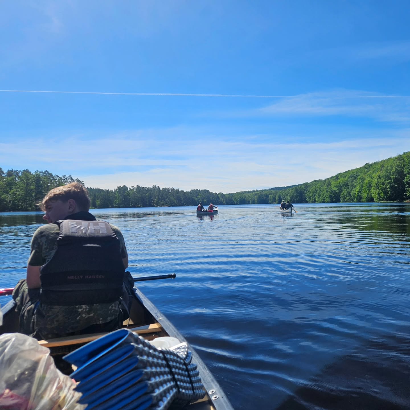 Amazing weather and company in Sweden at this weekends wildernesscourse🔥🌿☀️
#Bushcraft #wilderness #canoetrip #friluftsliv #keepitsimple