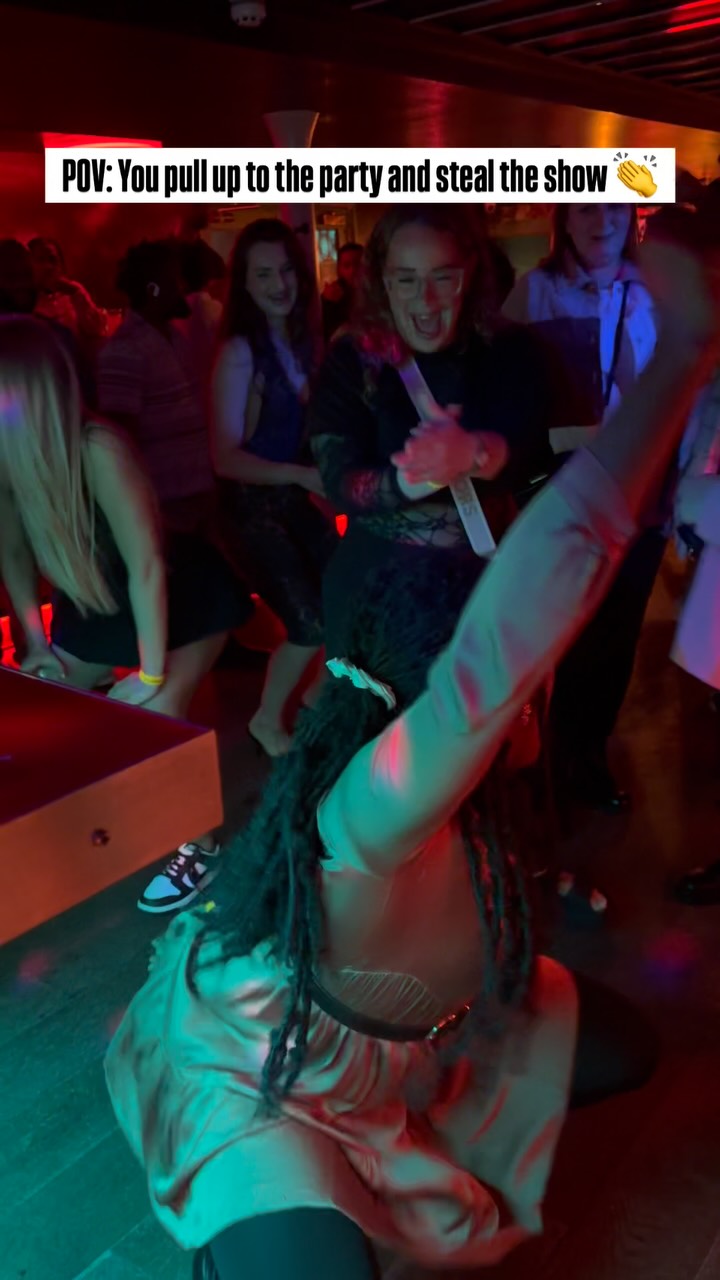 If this is your kinda person then join us this Saturday 27th June for a day party full of bottomless rum punch, @_mumshouseldn jerk chicken and endless dancehall/afrobeats 🔥
Ticket link in bio 🎟️