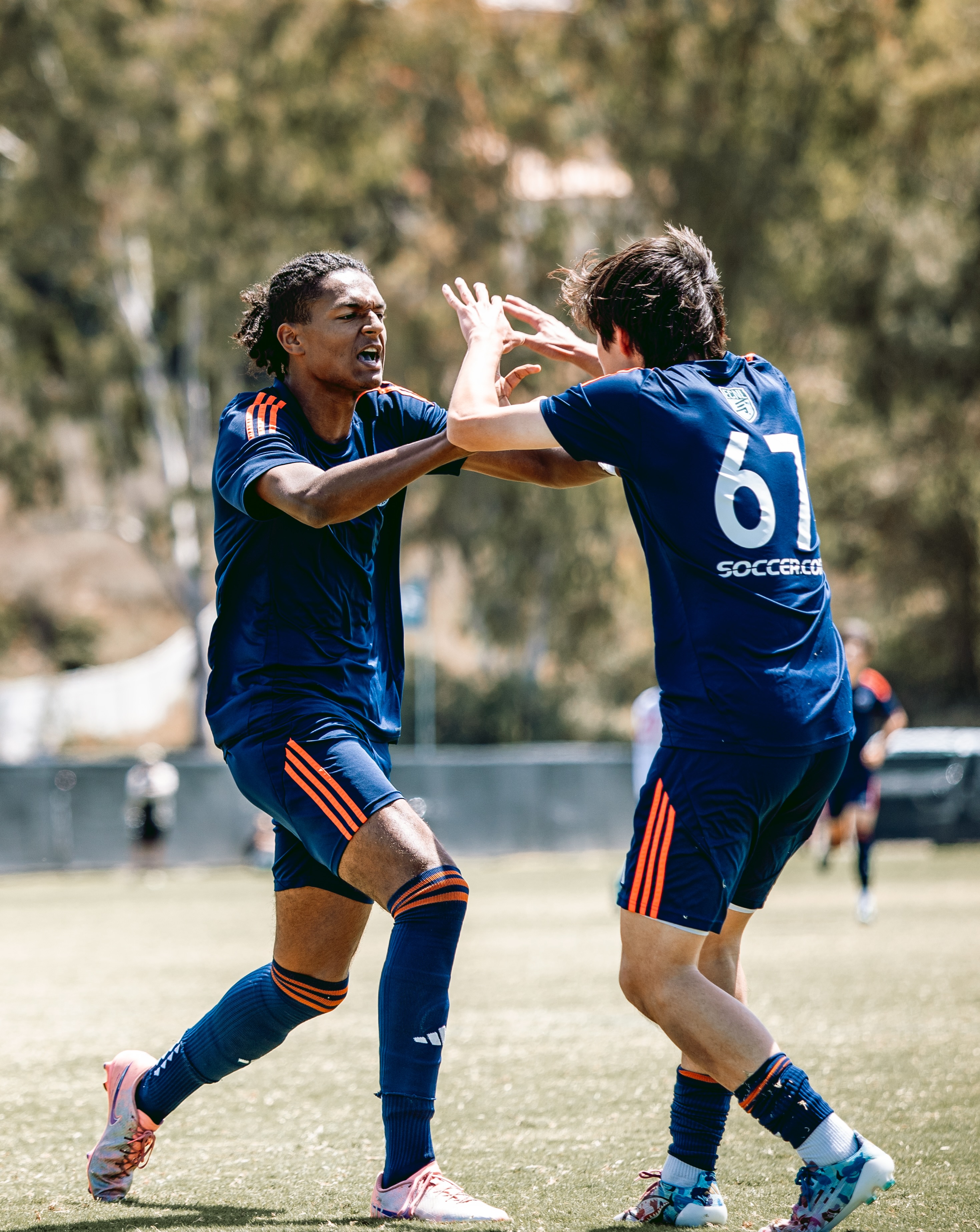 Plenty to be proud of.
Our 2009 Boys leave the @ecnlboys National Playoffs as group winners after another step forward in their journey.
Last year, we earned our place at the ECNL National Playoffs. This year, we finished top of our group.
Every season brings new lessons, higher standards, and new goals. This group continues to move in the right direction.
Onto the next chapter.
We’ll be back.
#WeAreSFEA | #SiempreComoUno | #BuiltInTheCity