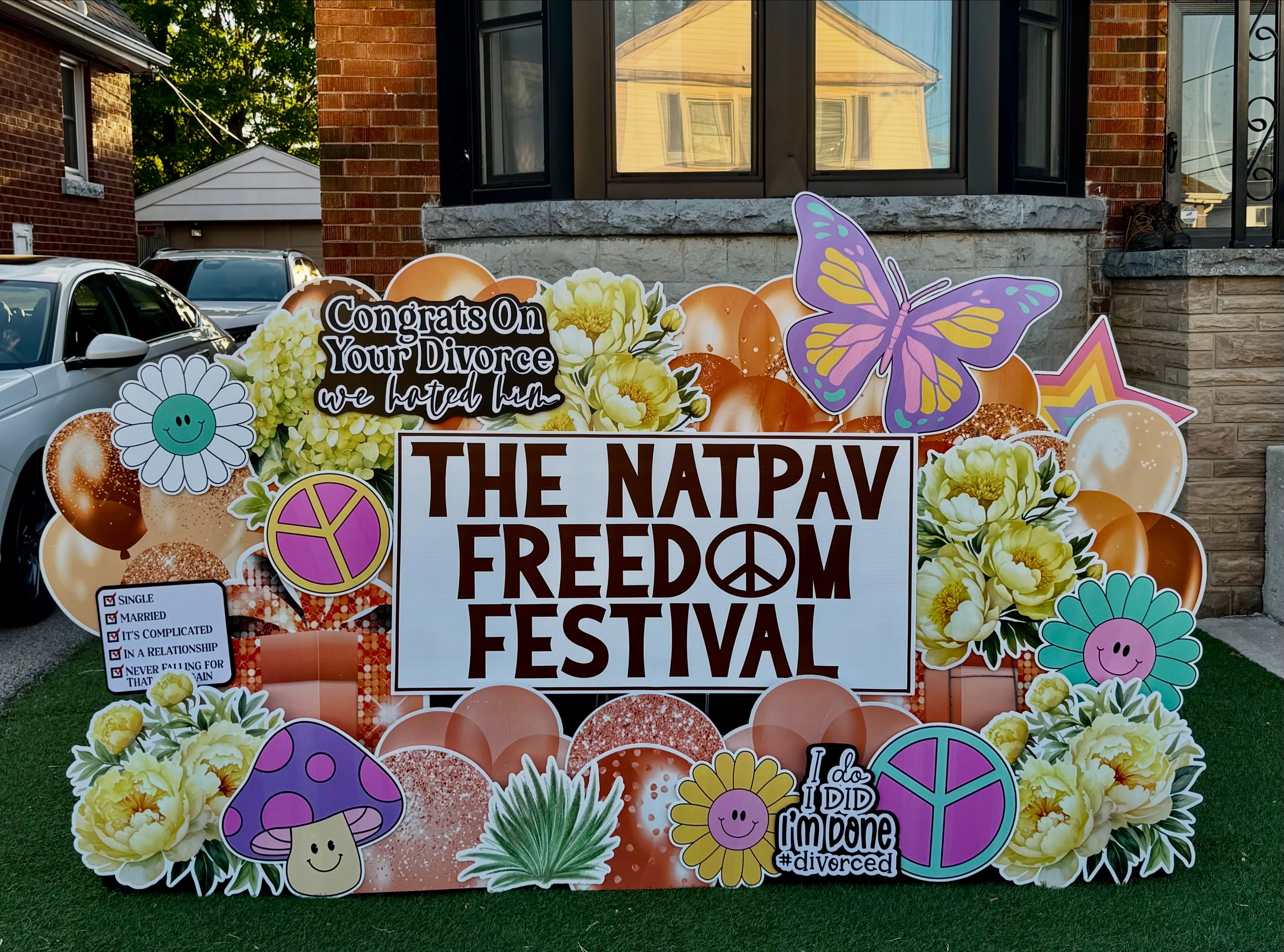 Nat!!! Enjoy your day!! #freedom I am loving it!
Such a pleasure to meet you & put this together for you. Have a great day celebrating your βsinglehoodβ!
πππ―β€οΈ
www.nadinenoelledesign.com
#lawnsignrental #hamilton #nadinenoelledesign #divorce partytime