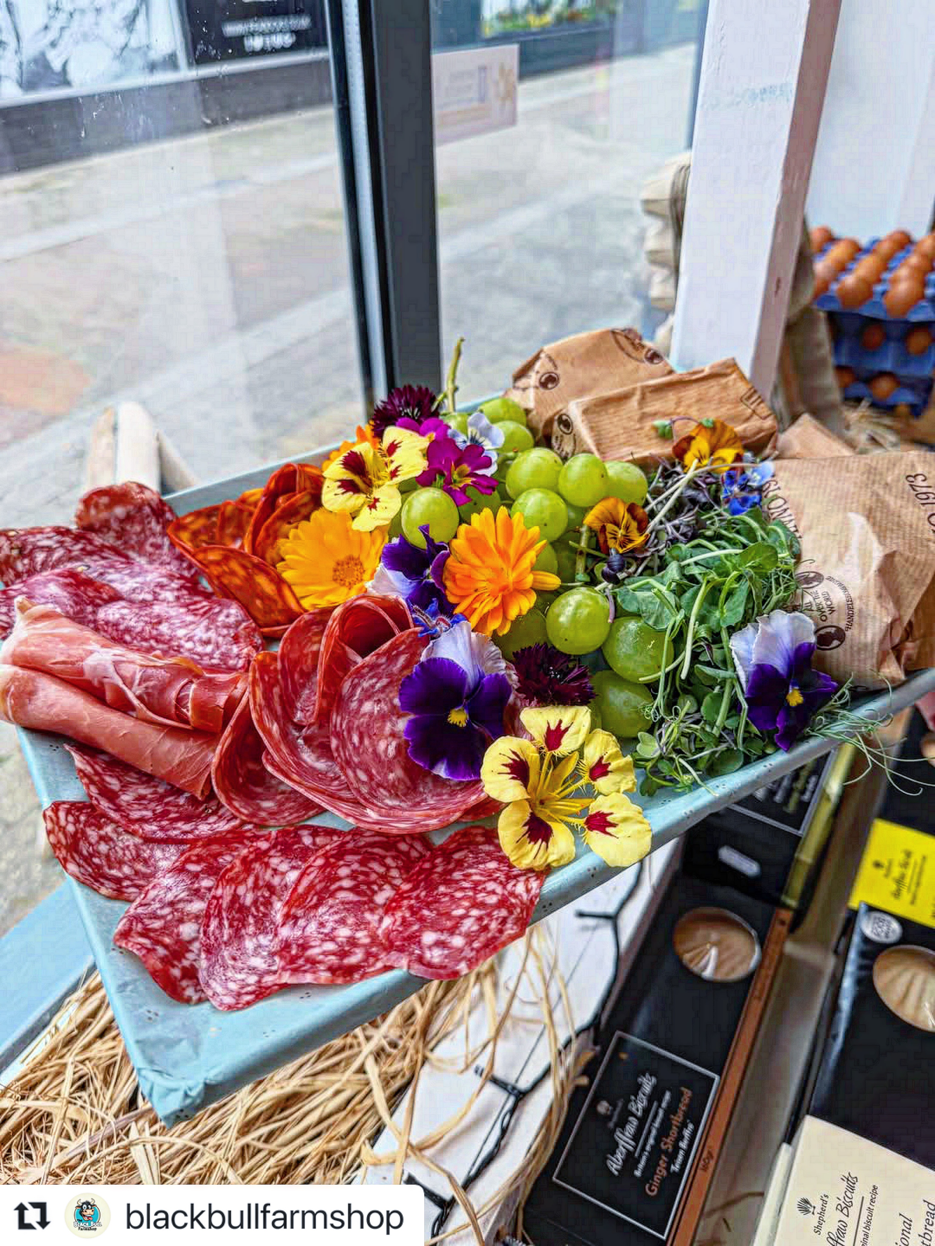 One of our favourite things to do is help elevate platters and cheeseboards with fresh edible flowers and microgreens. 🌸🌱🧀
A few carefully chosen garnishes can completely transform a cheeseboard, adding vibrant colours, fresh flavours and that extra wow factor. We think platters and cheeseboards look and taste incredible when finished with edible flowers and microgreens.
It’s always a pleasure to see our produce being used so beautifully by the @blackbullfarmshop 💚🌸🌱
#SupportLocal #WelshProduce #EdibleFlowers #Microgreens #CheeseboardArt LocalProduce FreshAndTastyMicroFarm WelshCheese