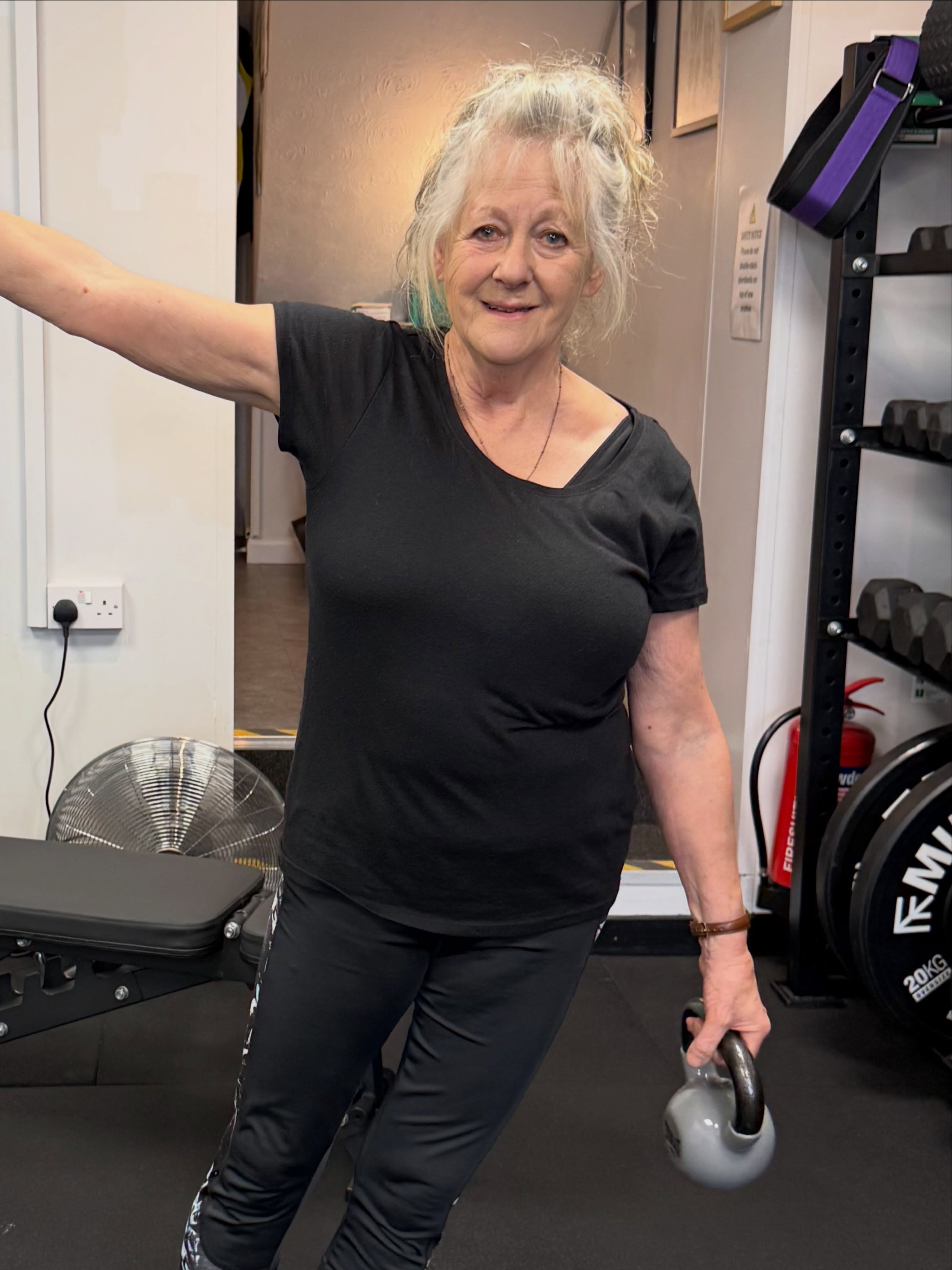 Postcards from June 💜
Get fitter
Get stronger
Improve core strength
Smile
Be happy
Laugh
Hit goals
Improve balance
Improve confidence
Enjoy exercise
Get a new home
Decorate
Team building
Launch event
Birthday celebrations
New home
Get fitter
Smile
Get stronger 🧡
#teamdlf #memories #fitnesscommunity #downhammarket