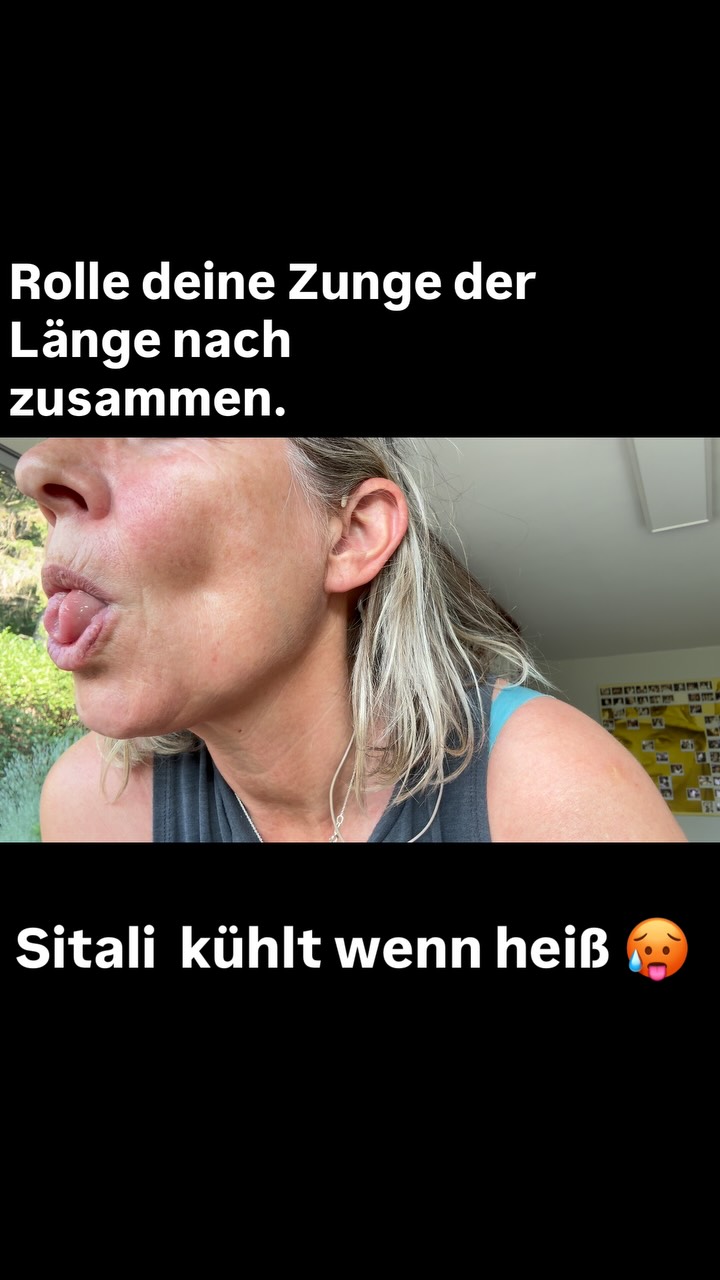 Hast du schon mal versucht, dich selbst “runterzukühlen”? Mit dieser einfachen Atemtechnik aus dem Yoga geht’s wirklich:
🔹 Zunge zur Röhre formen (oder Zähne leicht zusammenbeißen, wenn’s nicht klappt)
🔹 Langsam durch den Mund einatmen
🔹 Durch die Nase ausatmen
🔹 Wiederholen & spüren, wie die Hitze aus dir weicht 🧘✨
Perfekt bei Stress, Hitze oder wenn der Kopf einfach mal eine Pause braucht 🧠💆♀️
👉 Hast DU die Sitali-Atmung schon mal ausprobiert? Schreib’s mir in die Kommentare! 💬⬇️
❤️ Wenn dir das hilfreich war, lass ein Like da und speichere dir das Reel für später ab 🔖
#atmung #breathwork
#goldenageyoga