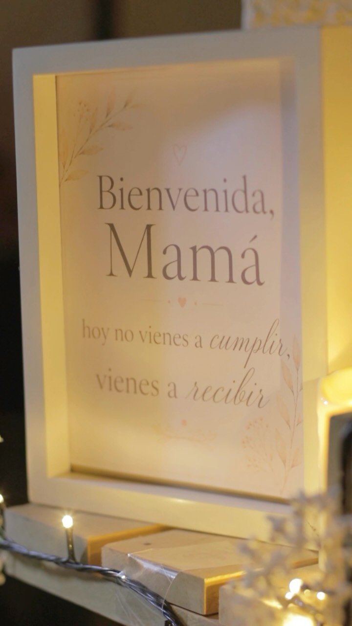 ENCUENTRO - MAMA VUELVE A TI ✨
Este sábado 8 de Agosto te invitamos a ser parte de un encuentro entre mamis. En esta oportunidad podremos compartir con Claudia Gabela fundadora de Learning Hands en Bolivia. Será una experiencia vivencial y práctica dirigida a mamás que desean reconectar con su valor, reconocer lo que necesitan soltar y llevarse herramientas claras para construir en casa una crianza más consciente, positiva y amorosa.
DURANTE EL TALLER TRABAJAREMOS:
✨Reconexión emocional con la maternidad.
✨Reconocimiento del valor personal como mamá.
✨Identificación de cargas, culpas o formas de maternar que queremos dejar ir.
✨Herramientas concretas para aplicar en casa una educación consciente y positiva.
🗓️FECHA: Sábado 8 de Agosto
⏰HORA: 3:00pm-5:15pm
📍LUGAR: The Agape Wellness Experience
COSTO:30 Bs. Incluye una torta de zanahoria y un té de jamaica
Confirma tu asistencia lo antes posible para reservar tu cupo. Las inscripciones estarán abiertas hasta el dia Viernes 31 de Julio.