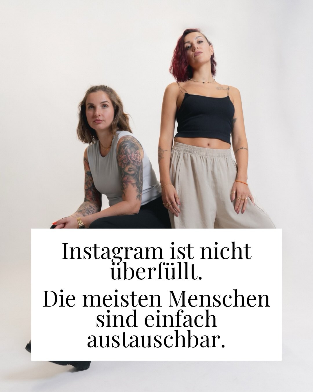 Instagram ist nicht überfüllt.
Die meisten Menschen posten einfach dasselbe wie alle anderen.
Wenn du dir gerade ein Online-Business aufbauen möchtest und dich fragst:
👉 Was soll ich posten?
👉 Wie werde ich sichtbar?
👉 Wie gewinne ich meine ersten Kundinnen?
Dann liegt das Problem meist nicht daran, dass der Markt zu voll ist.
Sondern daran, dass dir eine klare Strategie fehlt.
Genau deshalb kommt bald unser erster Online-Kurs.
Darin zeigen wir dir Schritt für Schritt, wie du über Instagram sichtbar wirst und erste Kundinnen gewinnst.
Ohne ständigen Content-Stress.
Ohne dich jeden Tag zu fragen, was du posten sollst.
Trag dich jetzt unverbindlich auf die Warteliste ein und sichere dir den exklusiven Einführungspreis.
Link in Bio oder kommentiere WARTELISTE