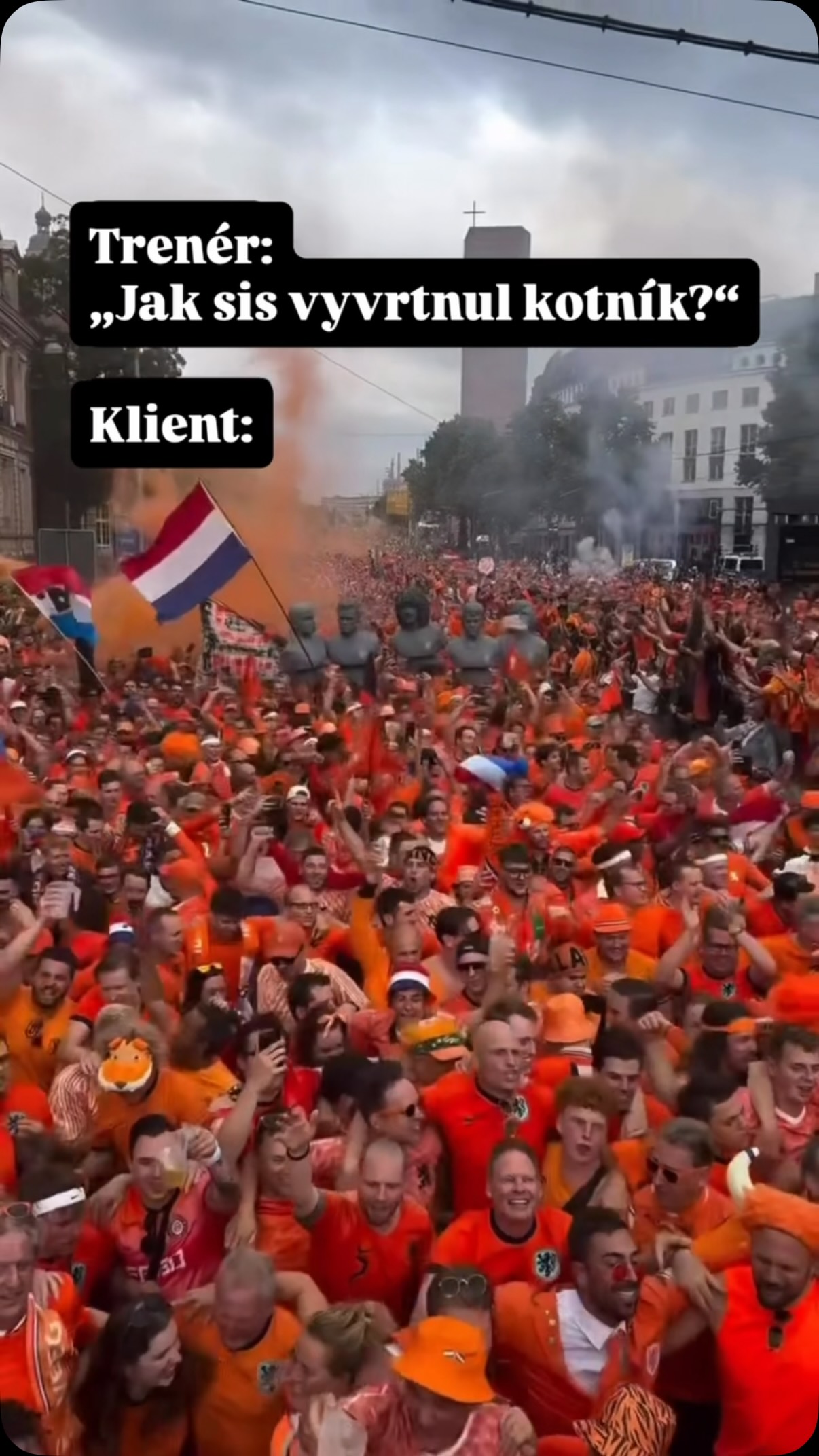 🏋🏽♂️ Já: „Jak sis vyvrtnul kotník?“
🧍♂️ Klient: …
Někdy není potřeba nic vysvětlovat. 😅⚽🍻
Označ kamaráda, kterému by se tohle klidně mohlo stát. 😂
#fyp #osobnitrener #posilovna #rehabilitace #fotbal