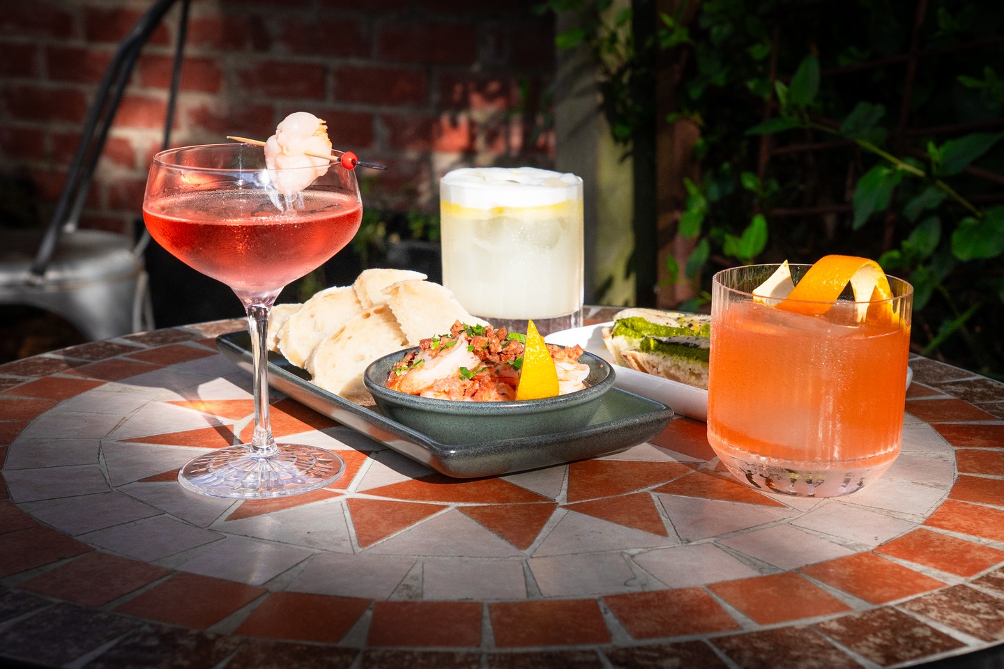 Just a little window into what goes down at our place most evenings. A table full of drinks, snacks, and that low hum of happy people indulging in all of the above.
See you at the bar.
#visitmacedonranges #visitvictoria #visitmelbourne #onehouroutofmelbourne #woodendcellarandbar