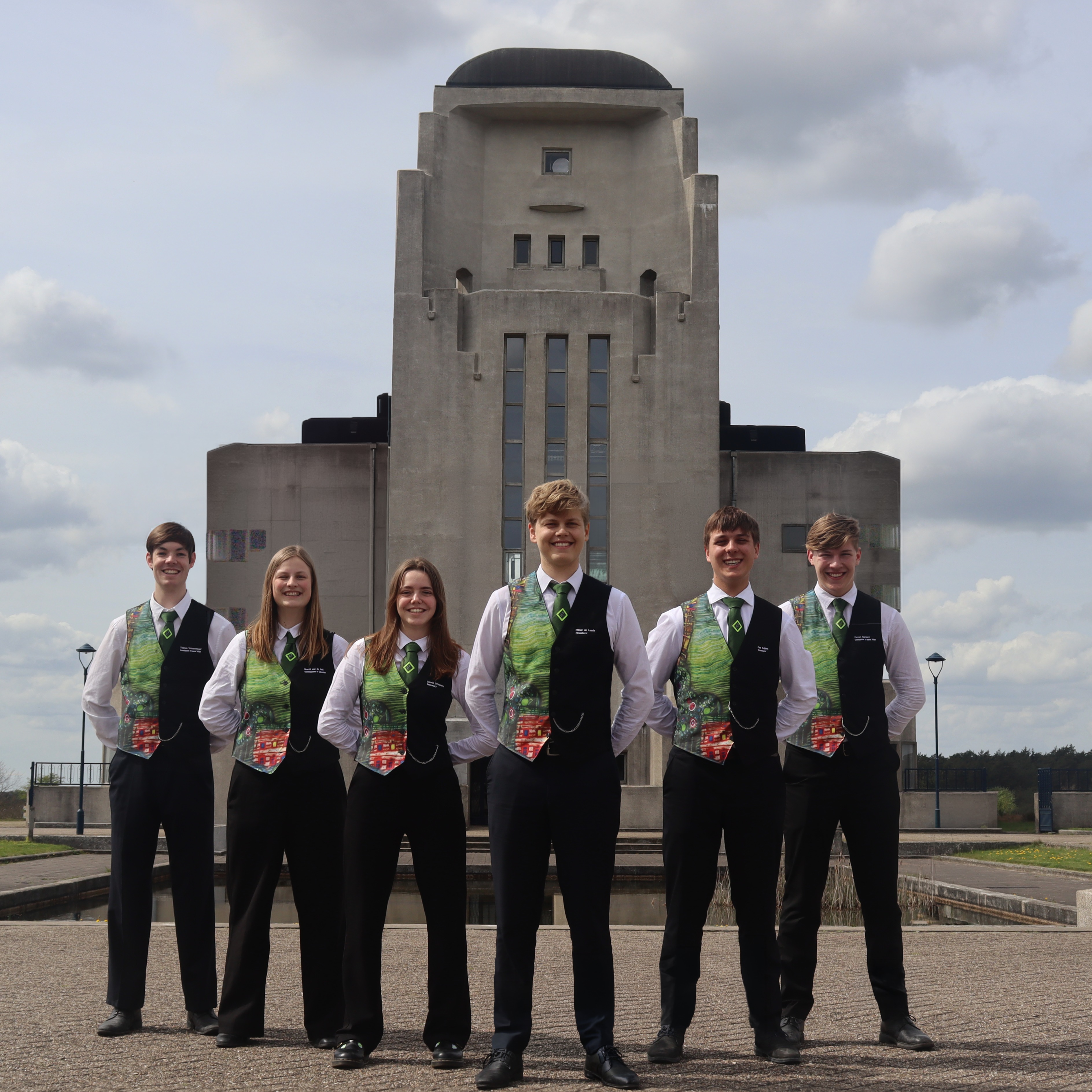 We proudly present to you
Board 73 of Genius Loci:
Pieter de Leede – President
Leonie Driessens – Secretary
Cas Kuijers – Treasurer
Brecht van de Poll - Commissioner of Education
Ferron Bankert – Commissioner of Internal Affairs
Thijmen Vinkenvleugel - Commissioner of External Affairs
o.d.z.: "Lief zijn is samenwerken!"
Extra pictures:
Daily board
Commissioners
Shopcie
President's funeral
Zara fotoshoot