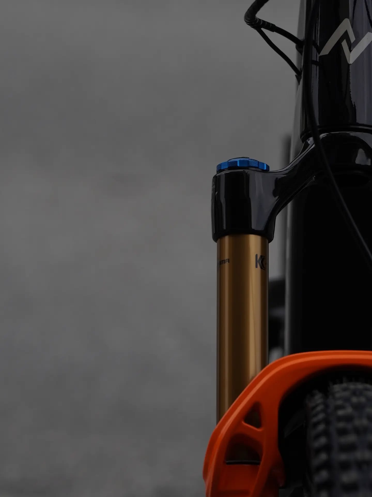 Bio-Bike oder E-Bike ?
Fast beides. Norco Sight Vlt TQ
Die kanadische Kultmarke stellt ein neues All Mountain mit 160/150 mm Federweg, Carbonrahmen, High-Pivot-Hinterbau, TQ HPR60-Motorsystem und 580er-Akku.
Bei uns im Shop zu begutachten 🚲🐎
www.stoeri-herisau.ch
@tq_ebike
@norcobicycles
@indiansummercycles
@shimanomtb
#herisau#mtbswitzerland#norcobikes